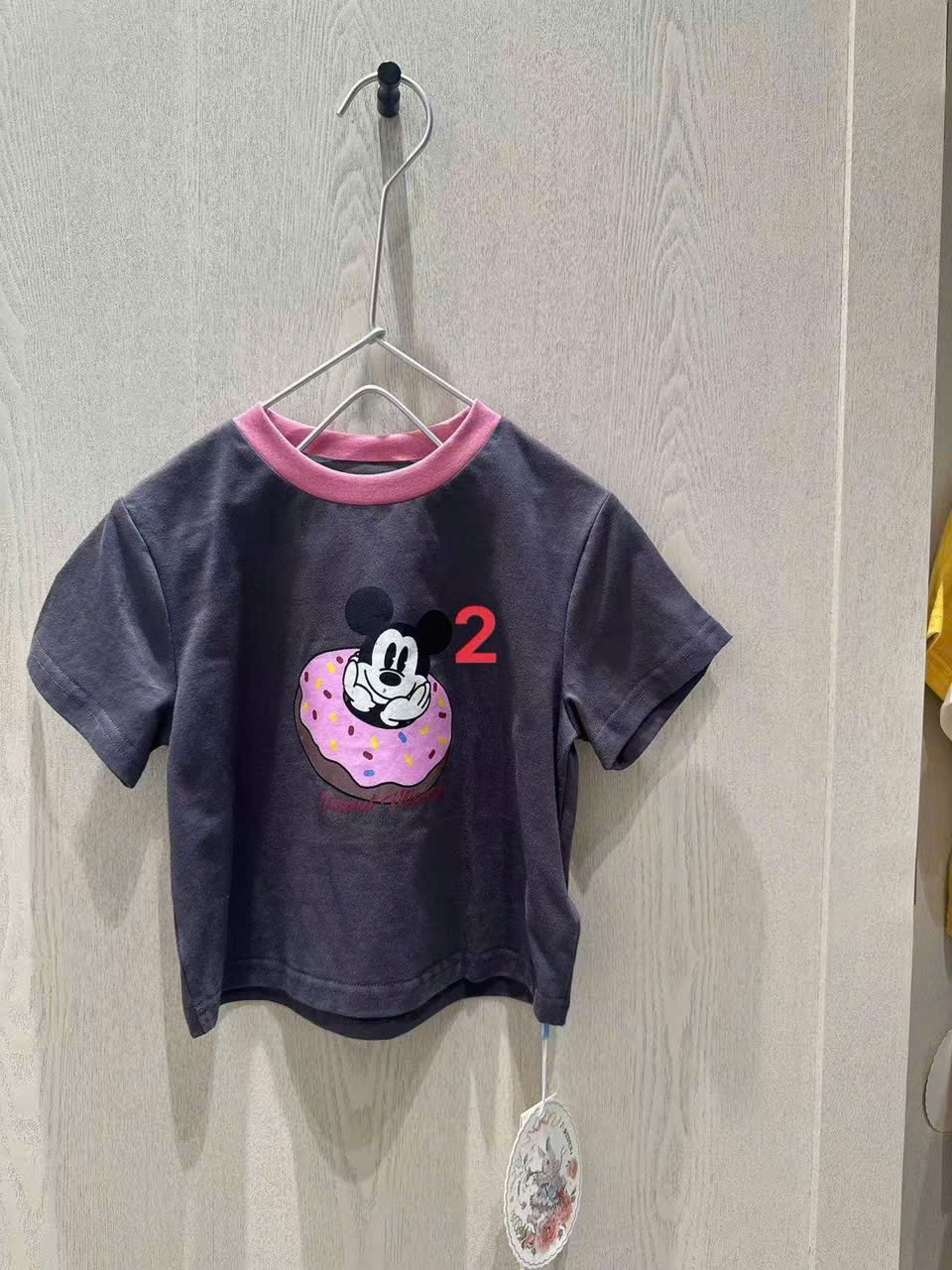 (H165) Áo thun cộc tay tím mận hoạ tiết Mickey hãng Seven
