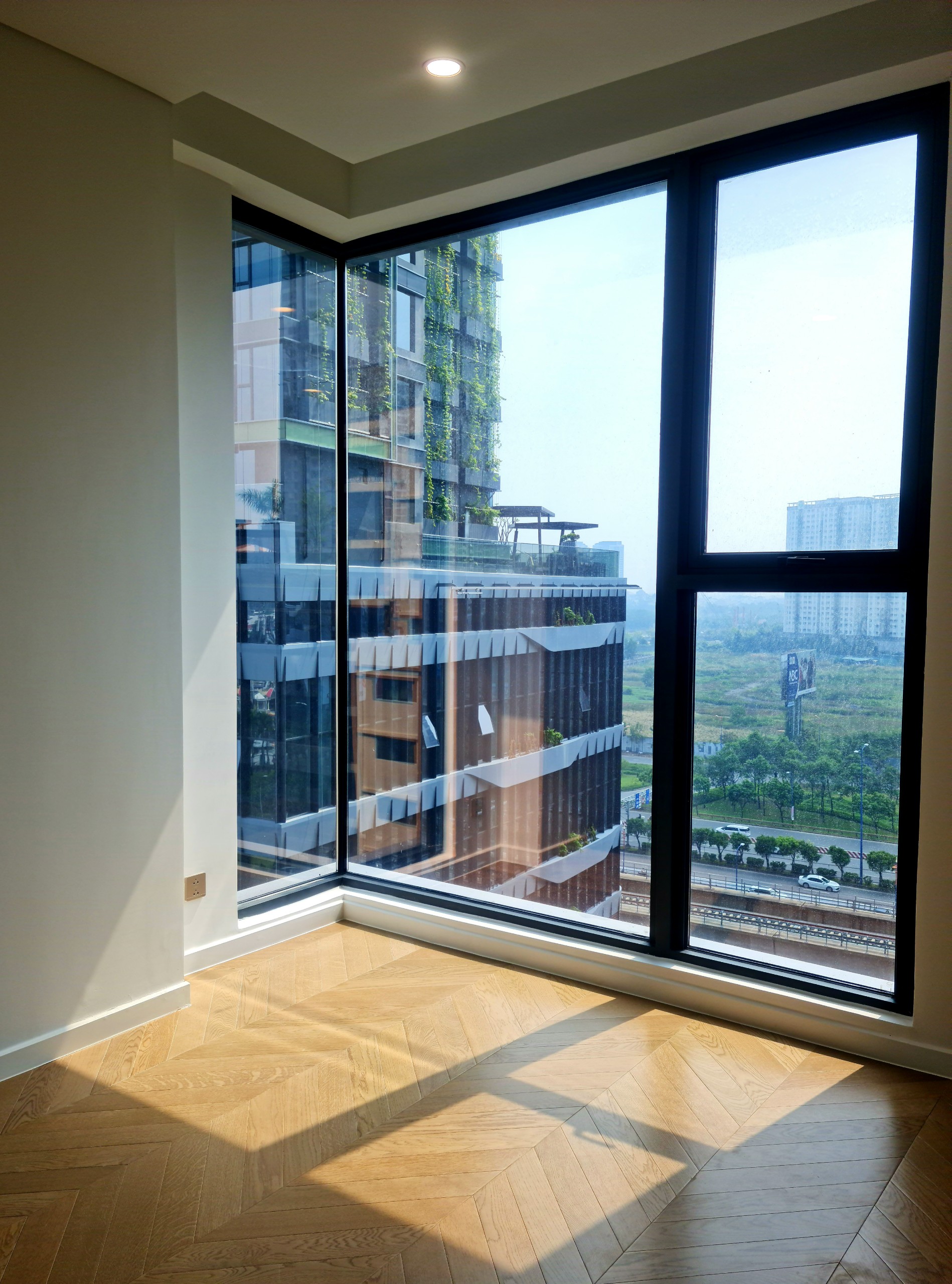 Tin thật 100% - full giỏ hàng siêu phẩm căn 1PN cho thuê nhanh với giá ưu đãi siêu hời Lumiere Riverside_thumbnail_1