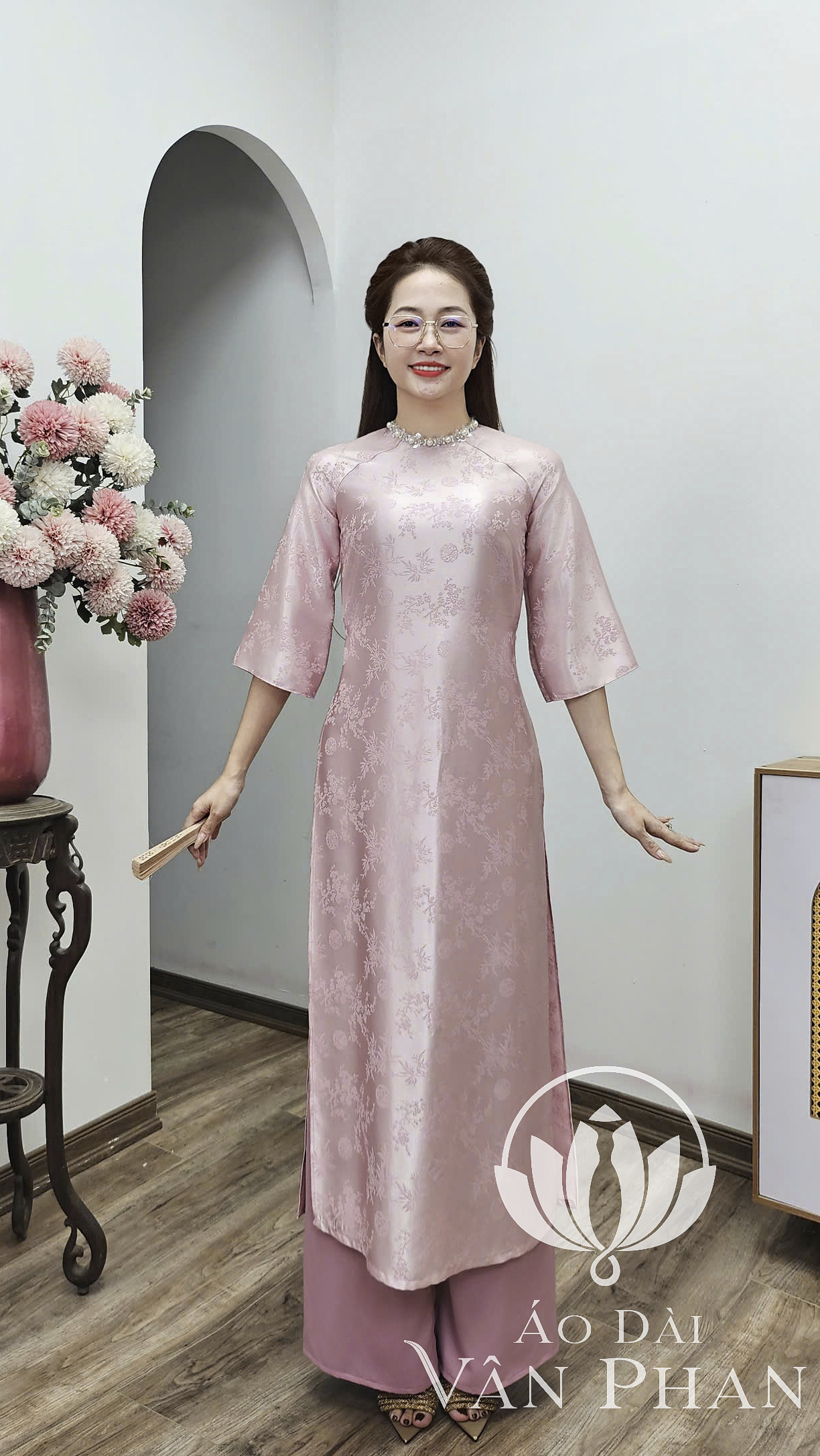 CT323 áo dài cách tân tay loe gấm như ngọc màu hồng