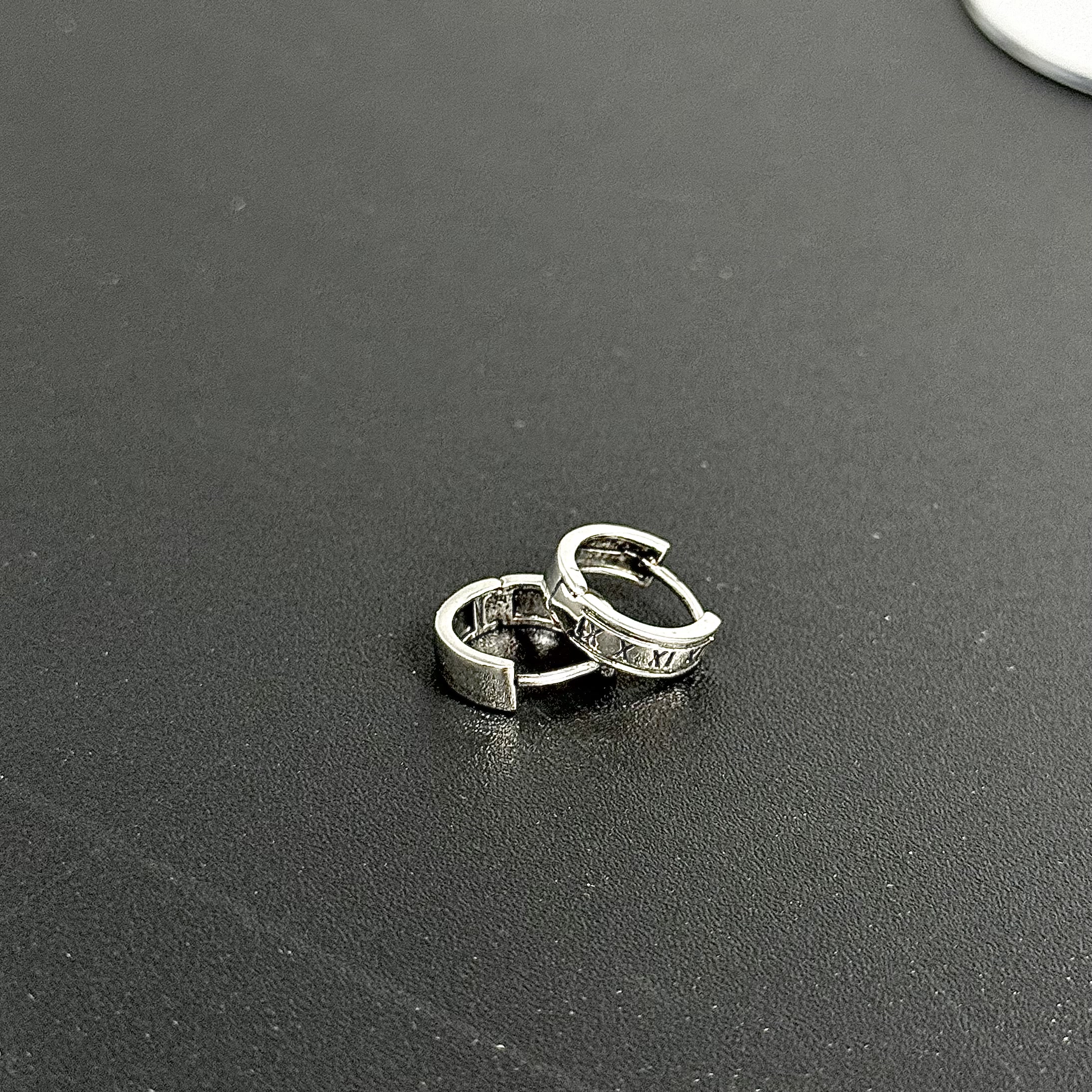 Roman Numerals Earring_thumbnail_10