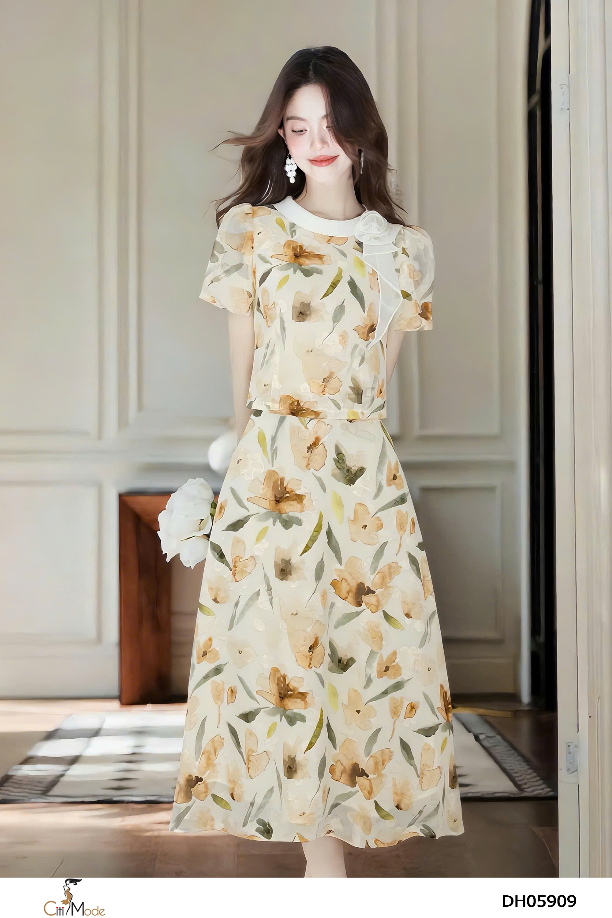 Đầm xòe hoa vàng giả set. cổ cách điệu_thumbnail_2