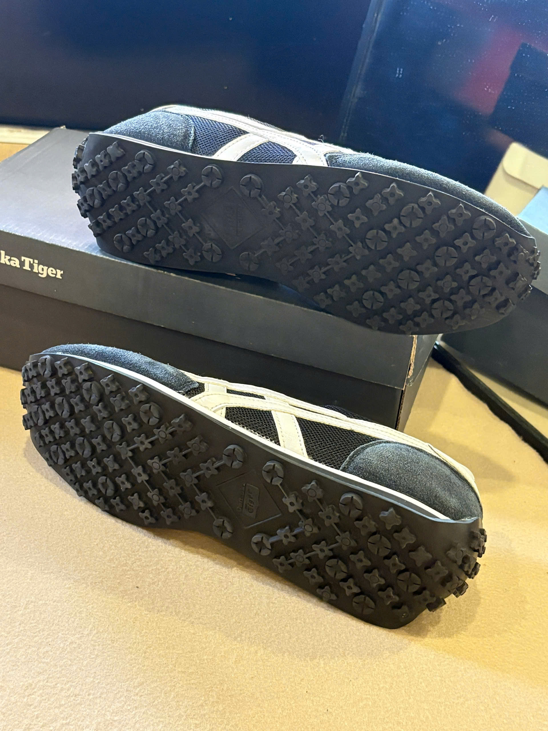 Onitsuka Tiger EDR 78 Heritage Sneaker D503N_thumbnail_5