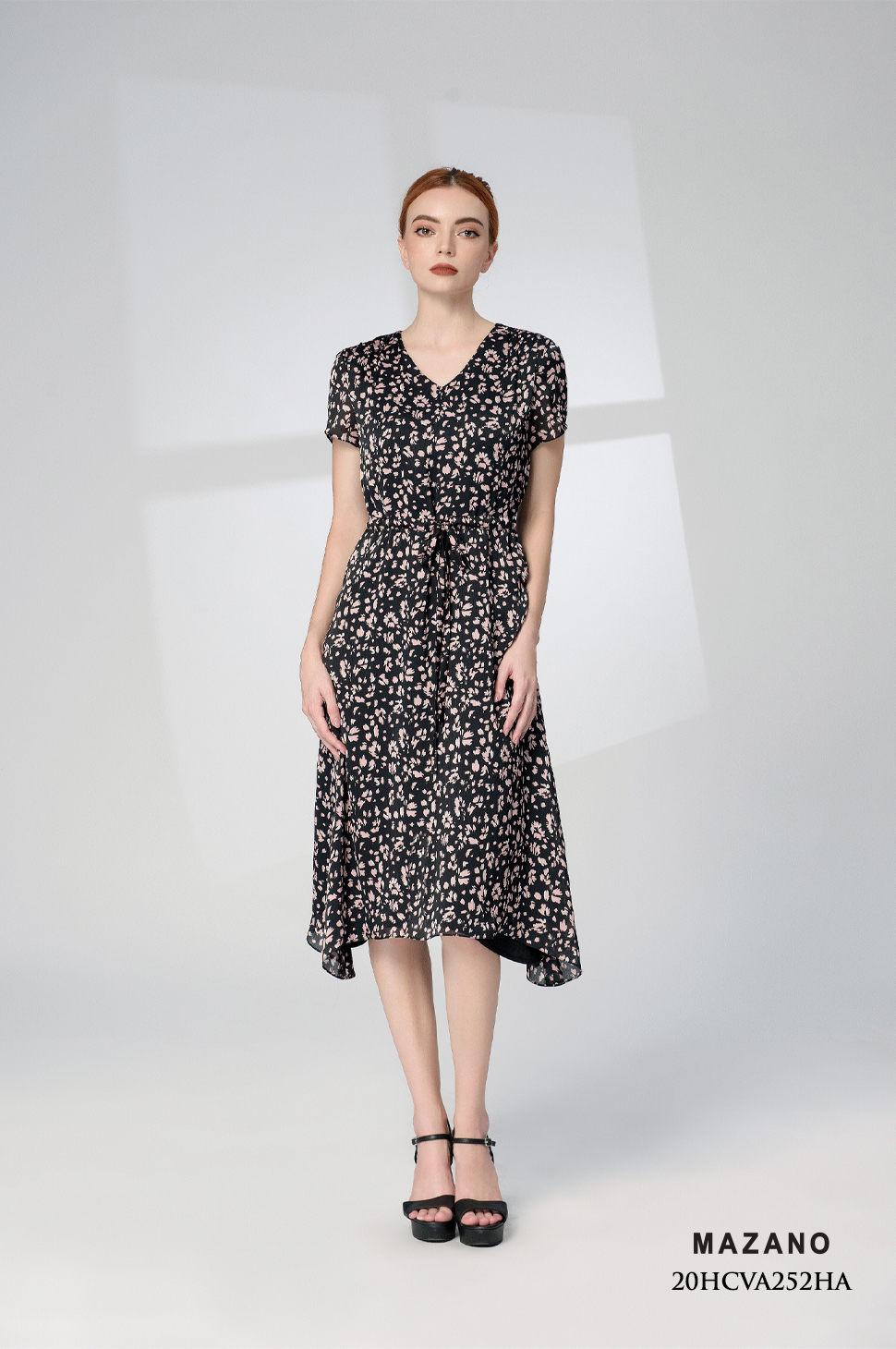 Đầm đen rút dây đai chân mullet_thumbnail_1