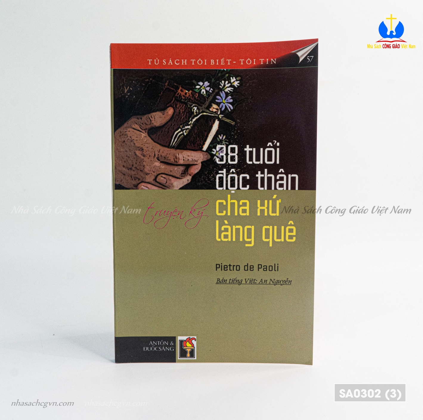 38 tuổi độc thân Cha xứ làng quê .✔