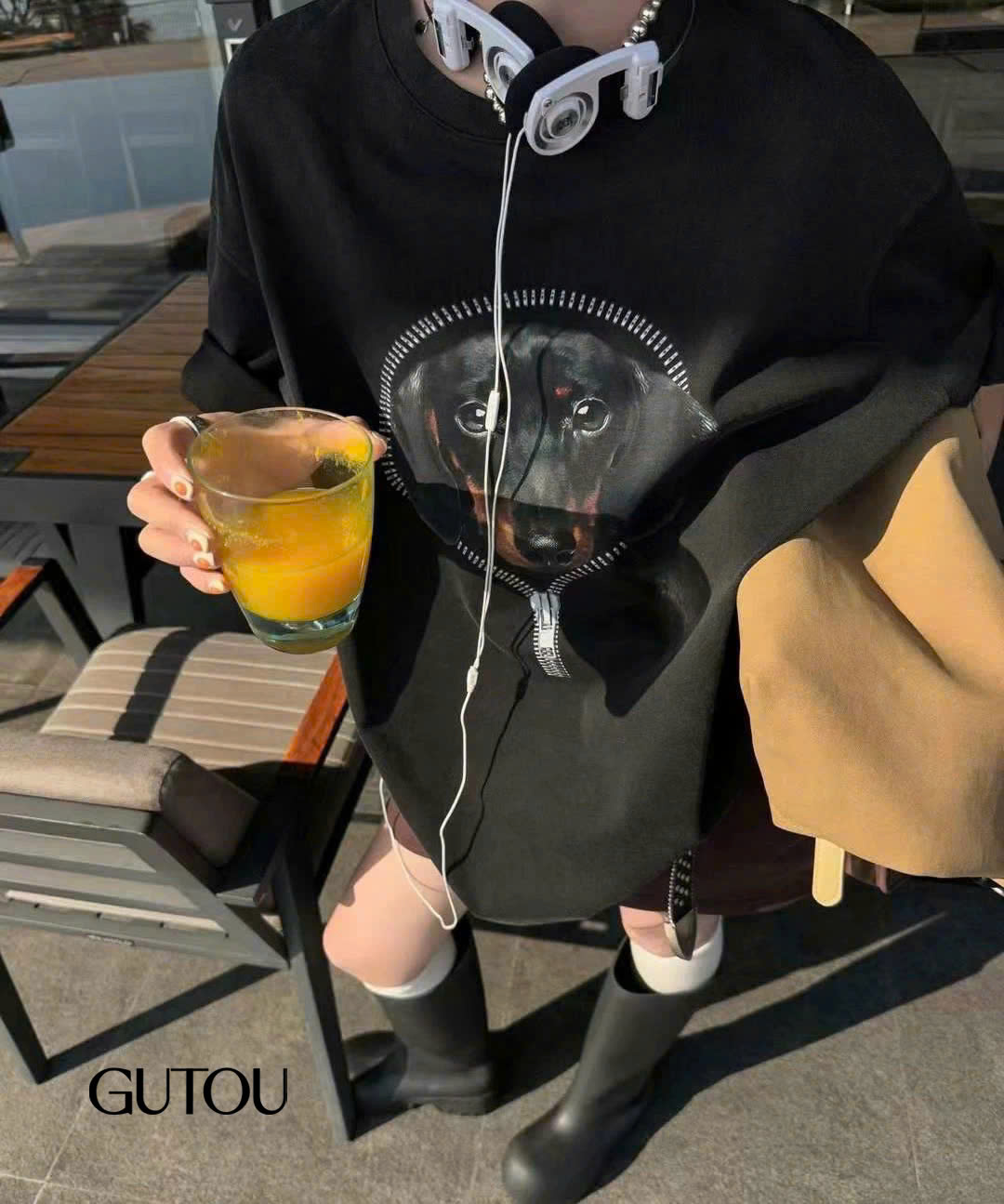 [ GUTOU ] Áo Thun Đen In Hình Doberman Khóa Kéo