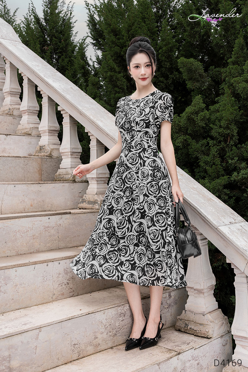 Đầm cổ tròn tay ngắn họa tiết hoa hồng D4169_thumbnail_4