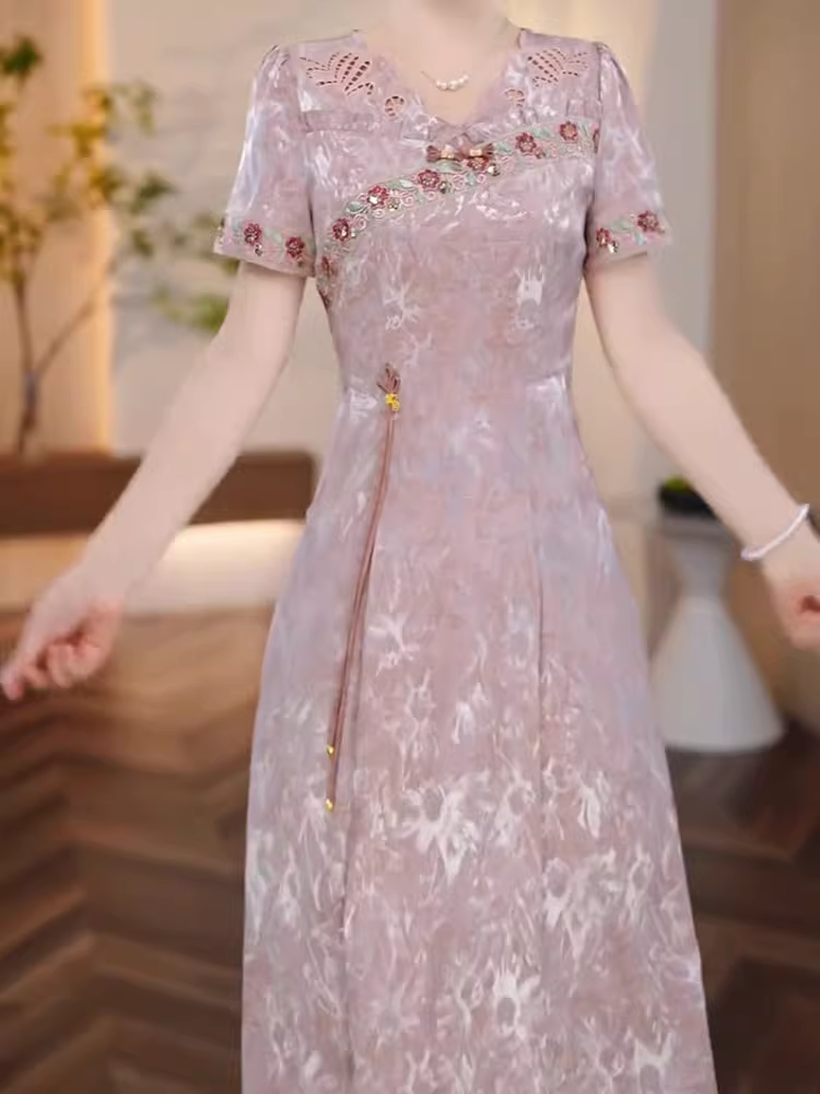 17969-Đầm lụa suông A cổ tàu kết nút viền ren cách điệu ( lụa)_thumbnail_1