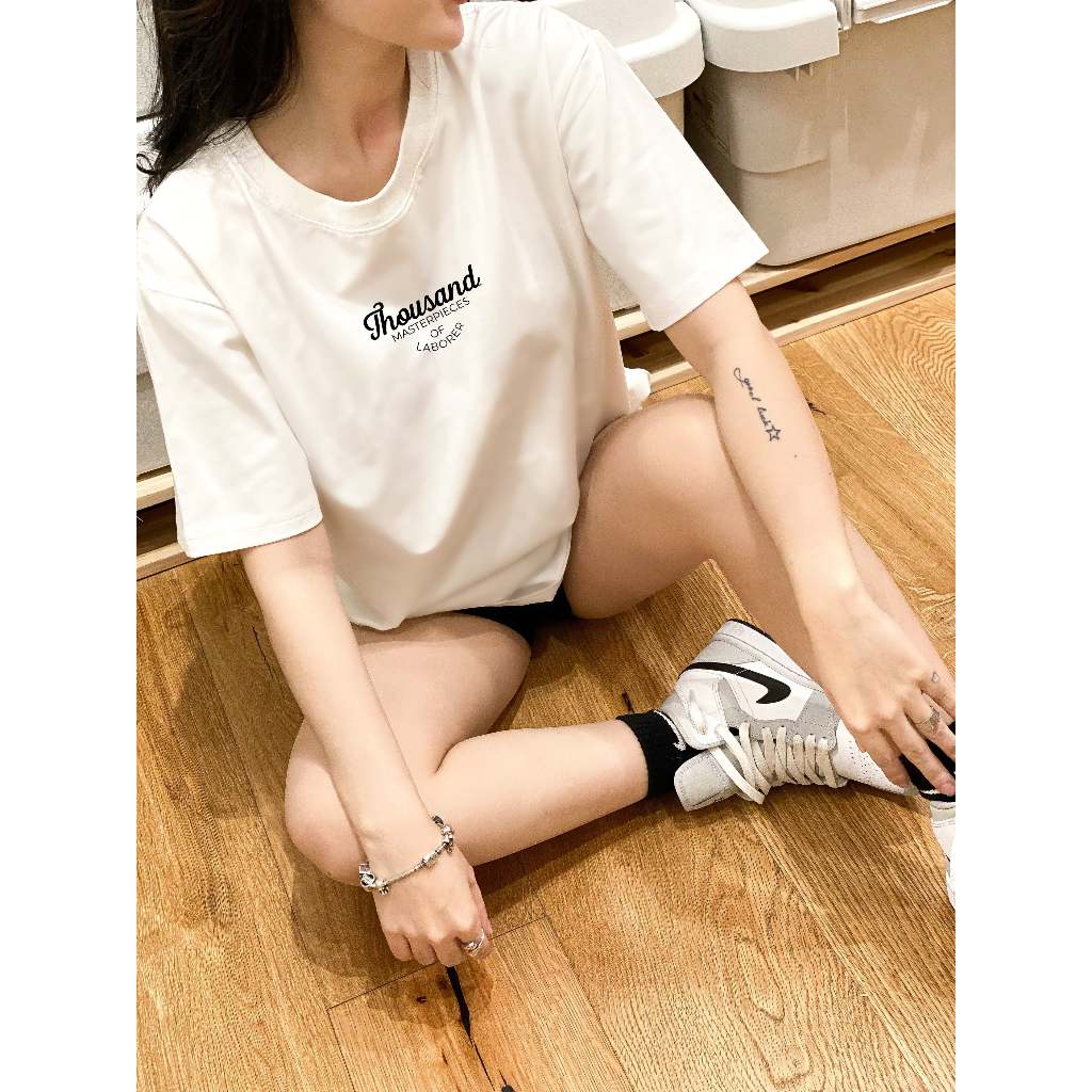 Áo thun nữ form vừa regular ARD530 Miucho Chic cotton cổ tròn in typography_thumbnail_4