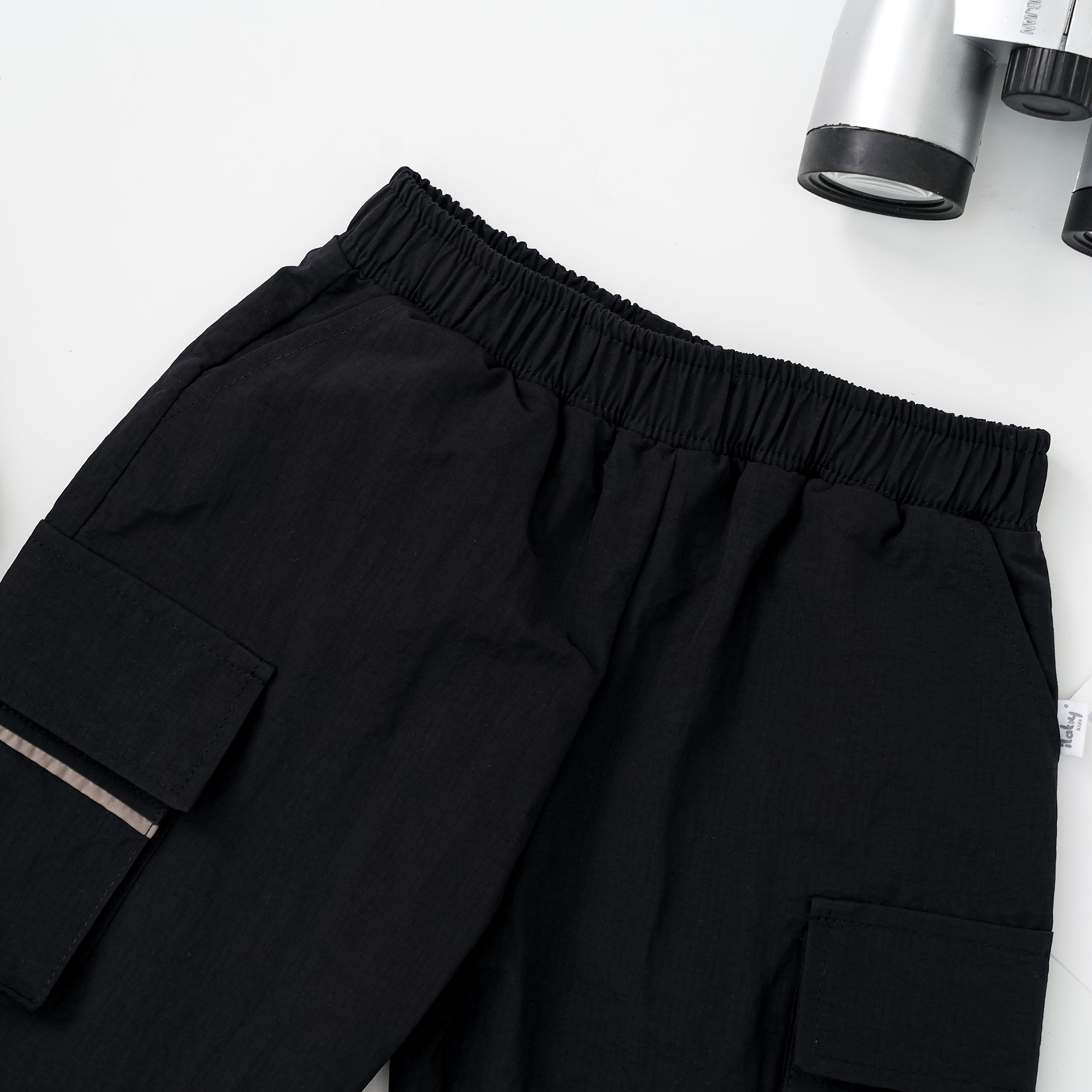 Quần gió phối túi hộp hai bên_thumbnail_1