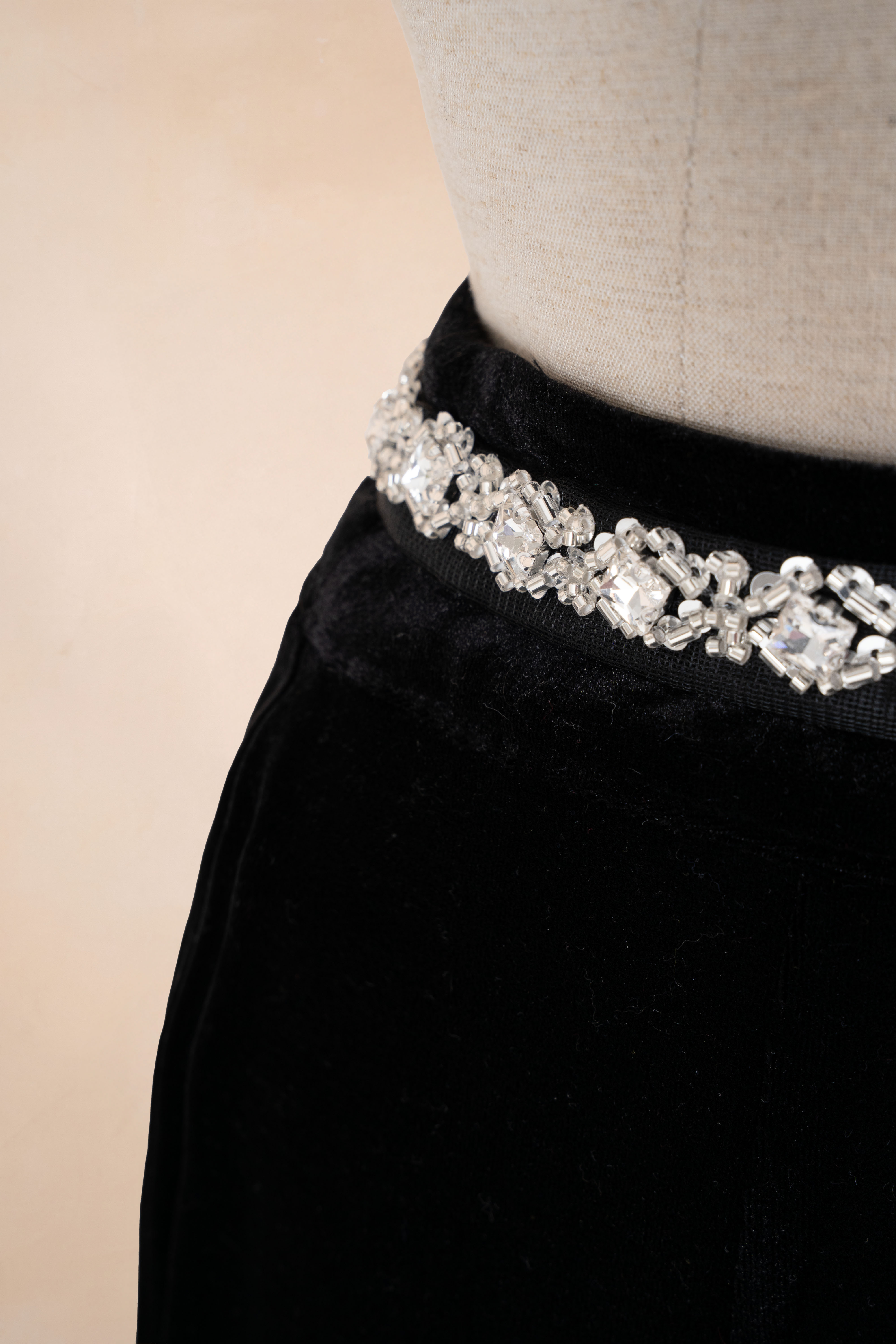 Chân Váy Nhung Đuôi Cá Viền Đá