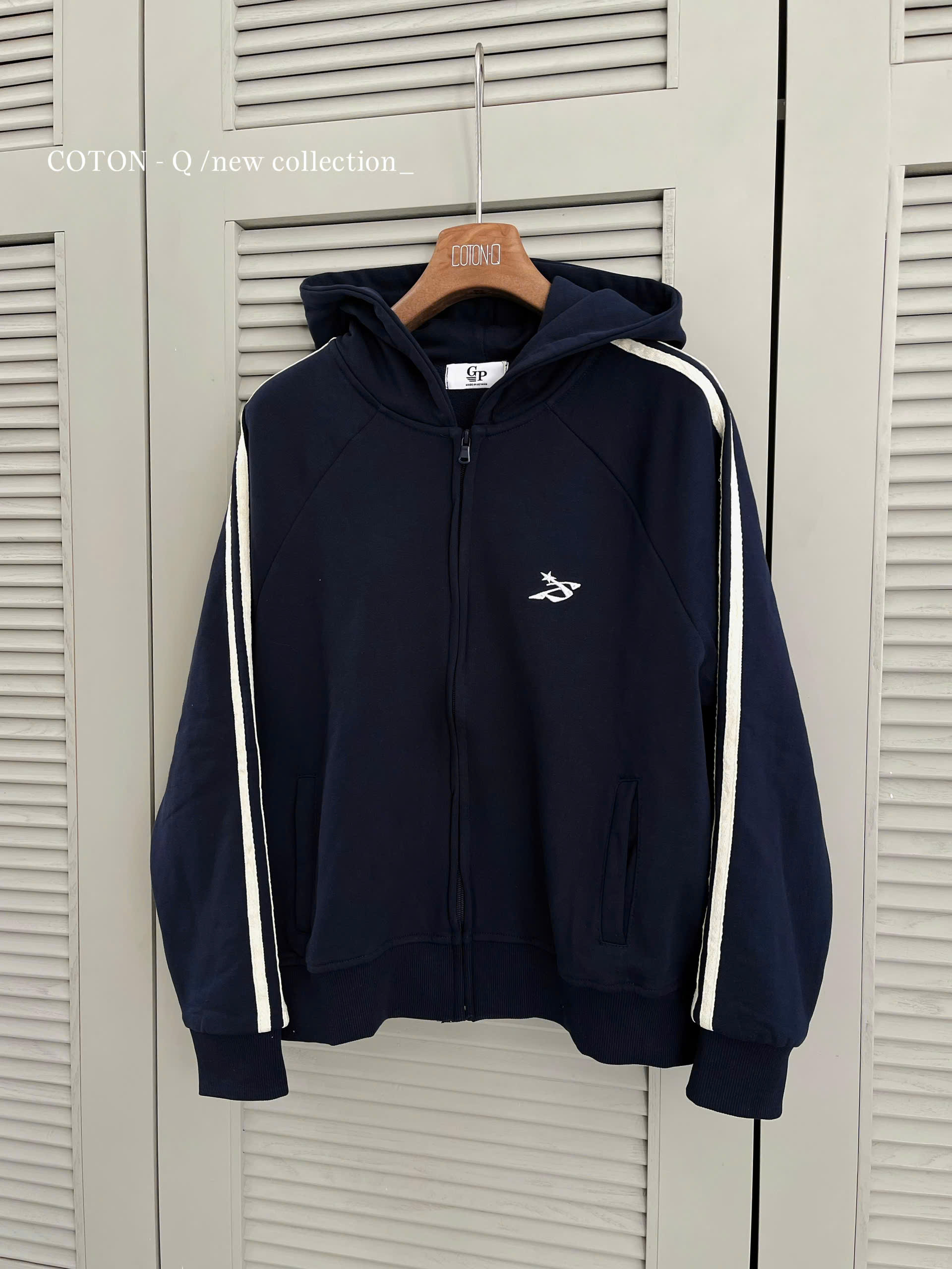 Áo khoác phối sọc tay ( BE TIÊU )_thumbnail_3