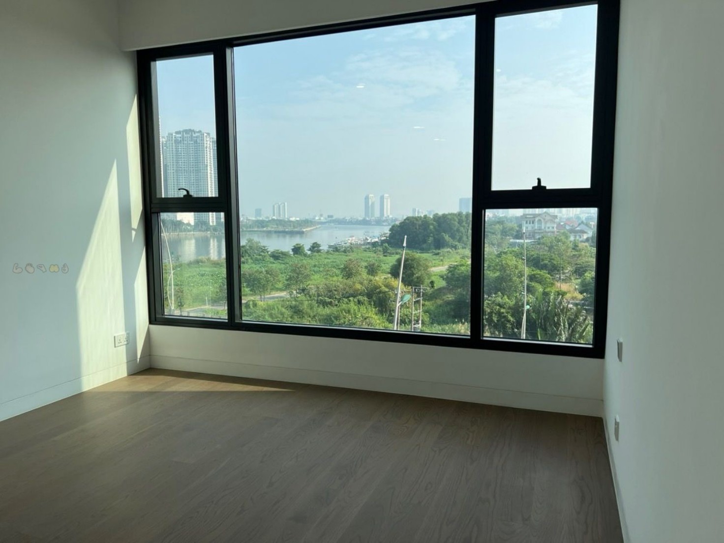 Tin thật 100% - Bùng nổ giỏ hàng bán căn 3PN The River Thủ Thiêm giá kịch sàn, view đẹp, nội thất có 1 0 2_thumbnail_4