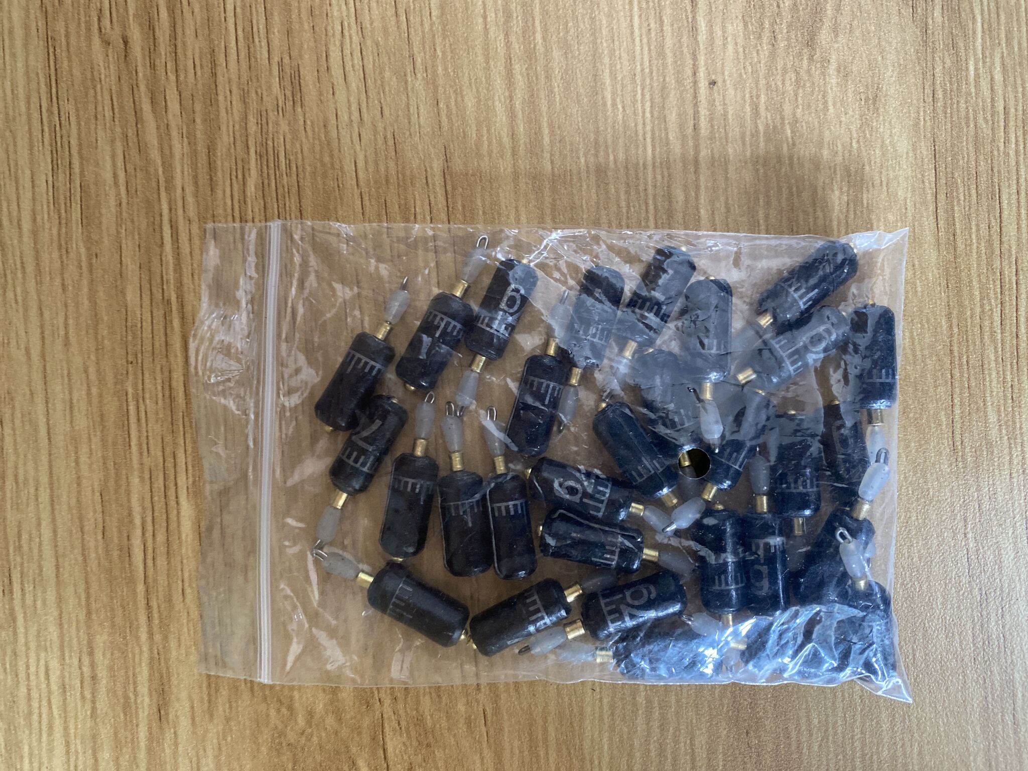 Chì Neo Thẻo Câu Đài