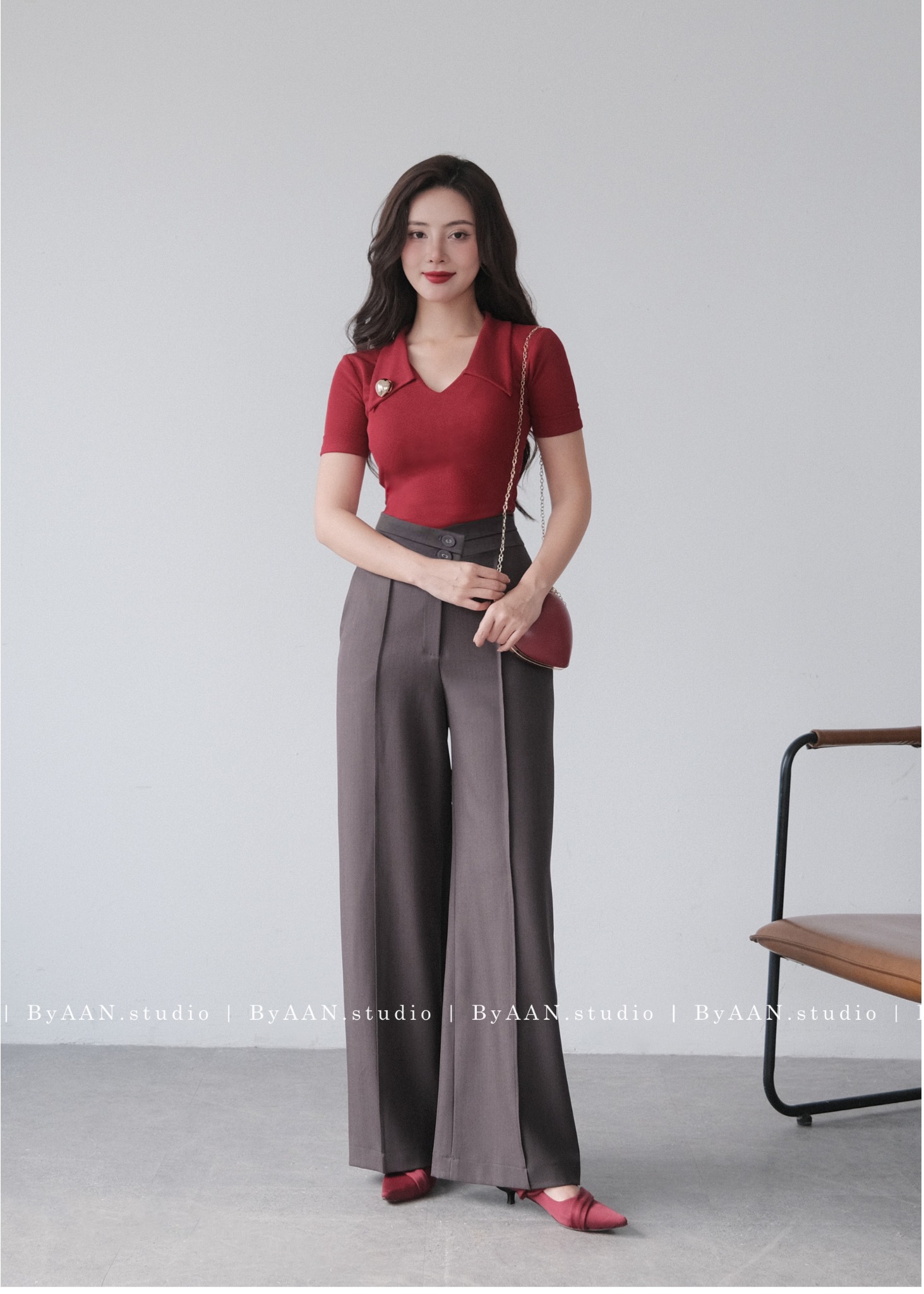 Quần ống đứng cạp V Elva