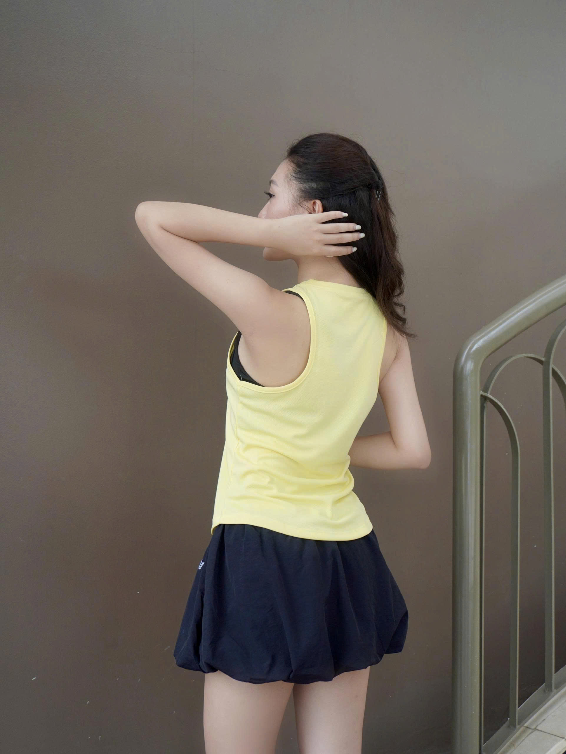 Áo thể thao Basic Tank Top ba lỗ nữ khoác ngoài_thumbnail_13