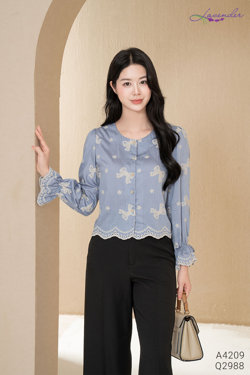 Áo sơ mi tay dài họa tiết nơ A4209