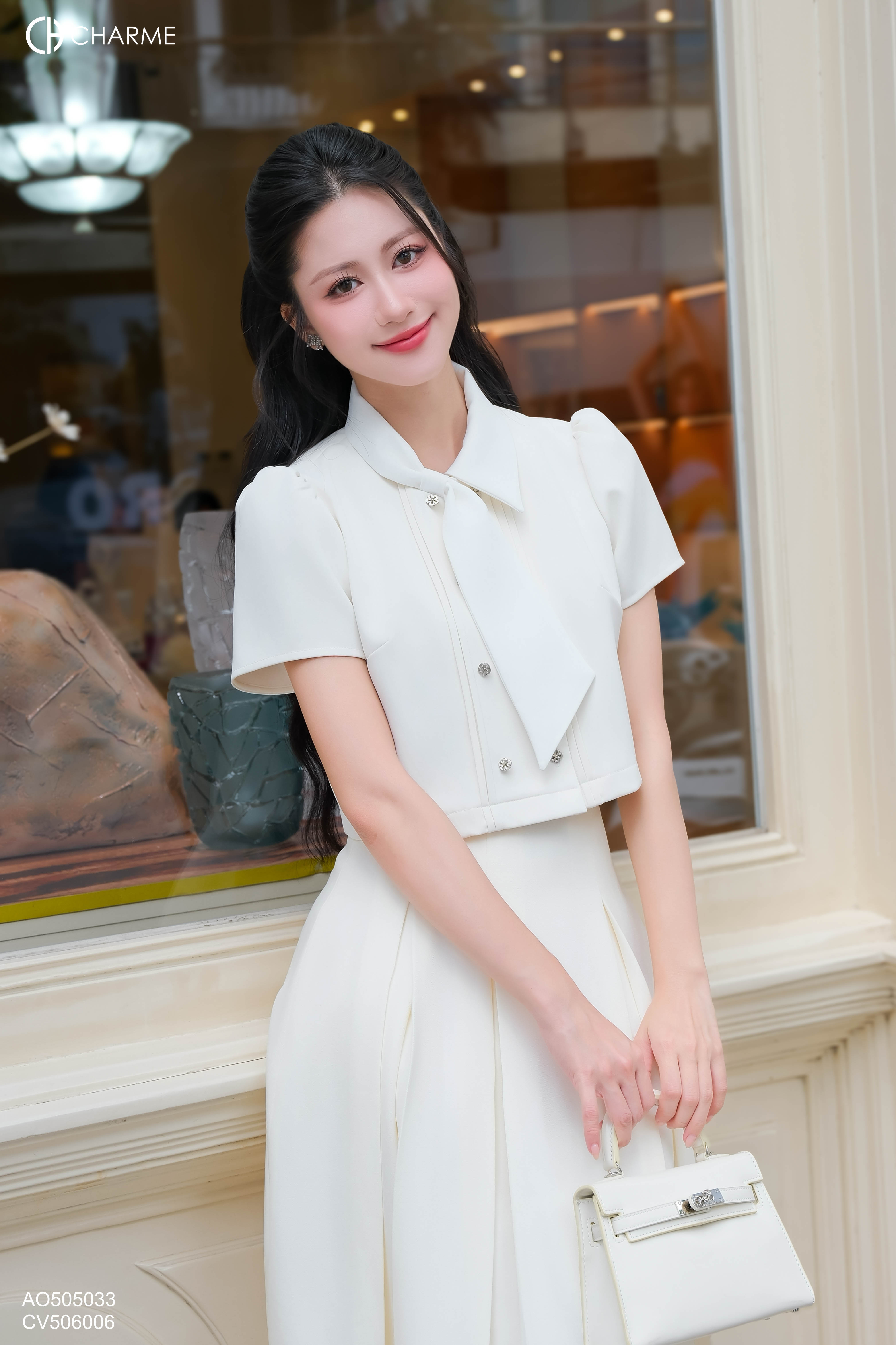 Áo dáng lửng 2 hàng khuy phối cổ_thumbnail_7