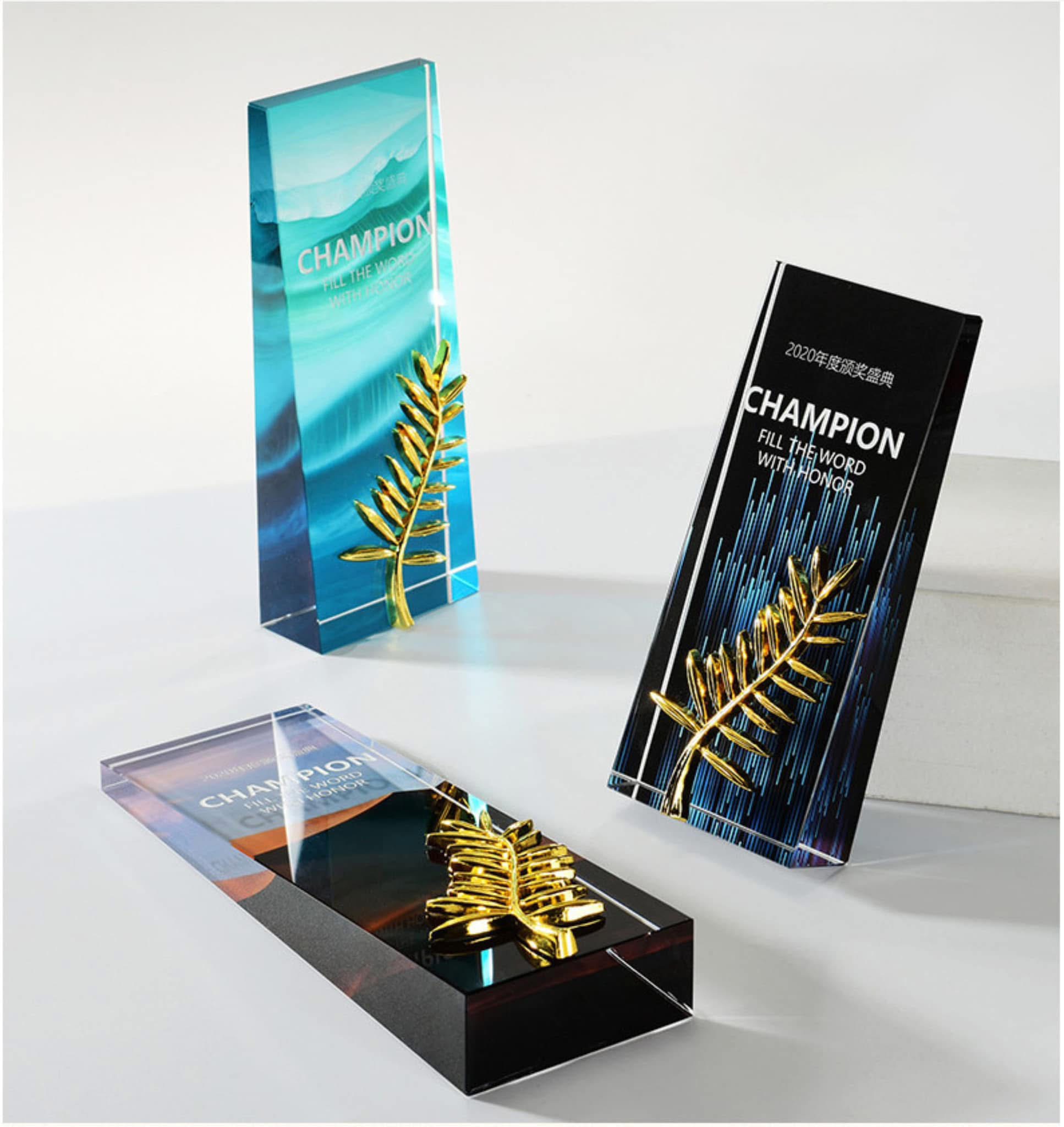 Cúp vinh danh, kỉ niệm chương pha lê_3