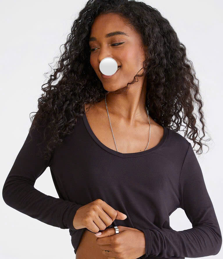 Áo tay dài cổ tim 