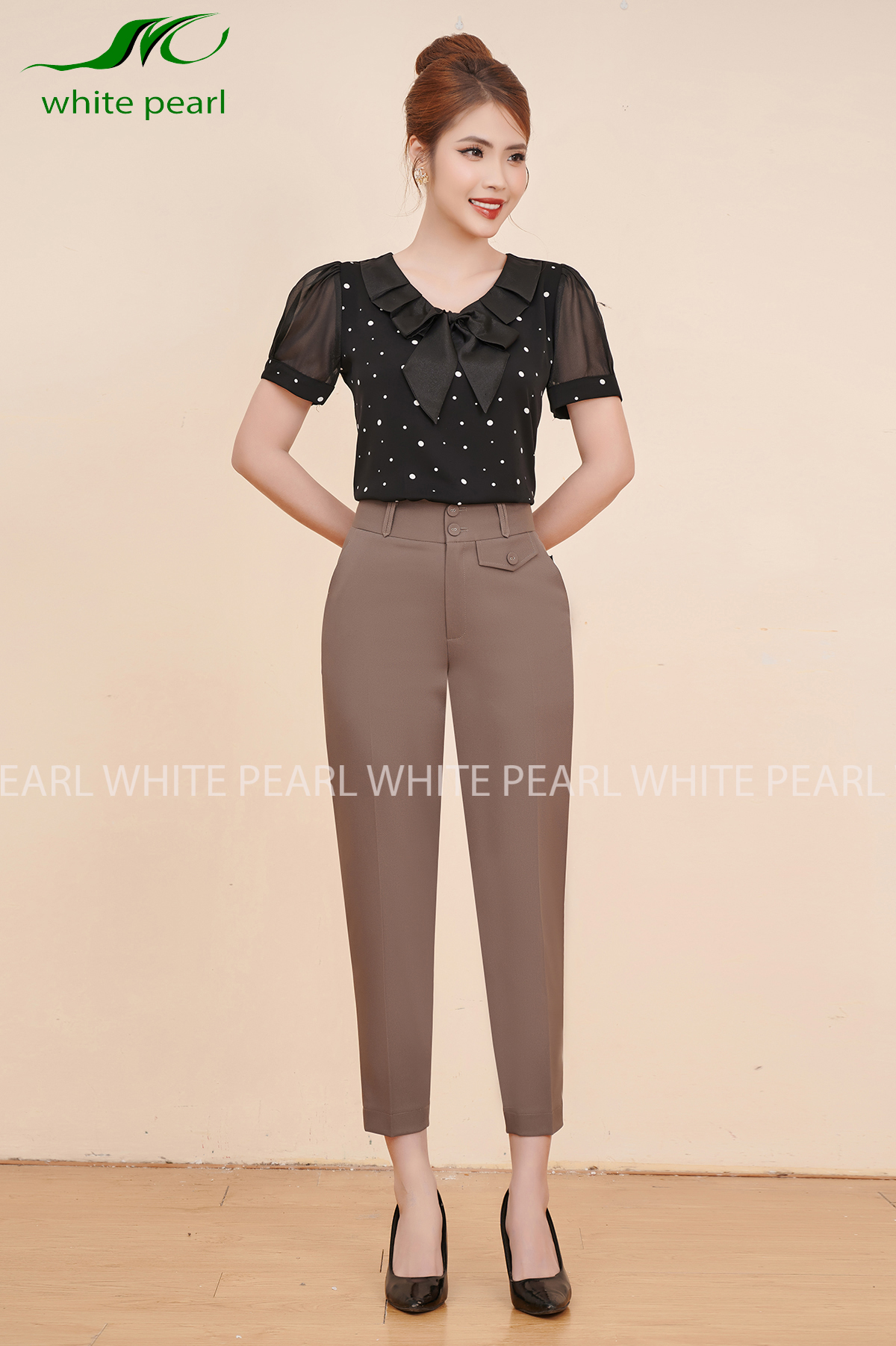 Quần âu nữ dáng baggy nắp túi giả thời trang công sở cao cấp White Pear;_thumbnail_1