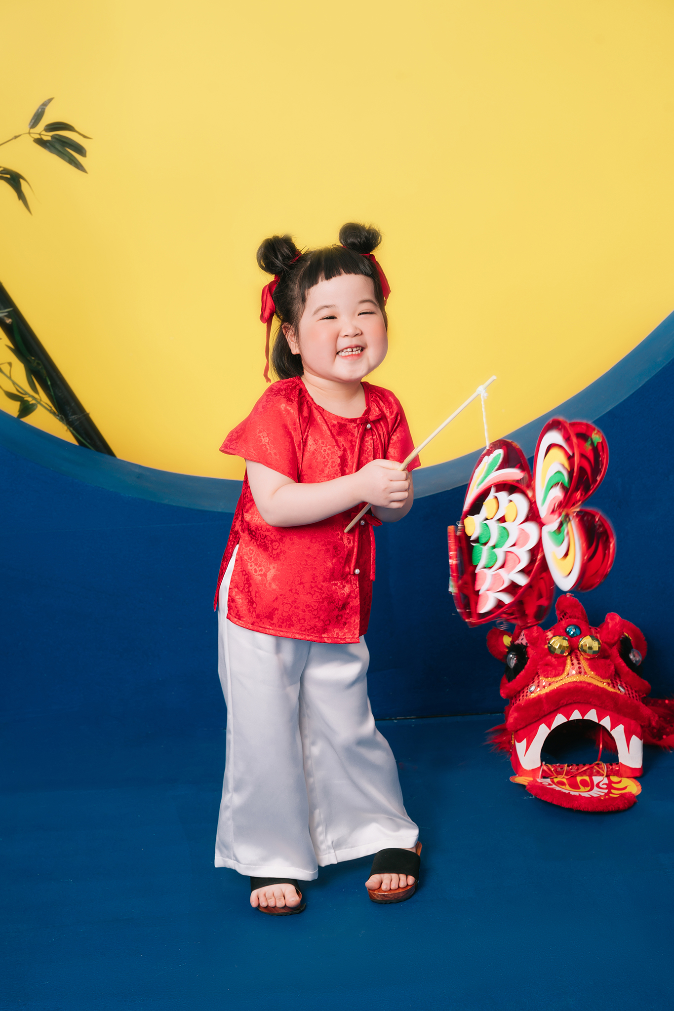 Quần lụa dài bé gái