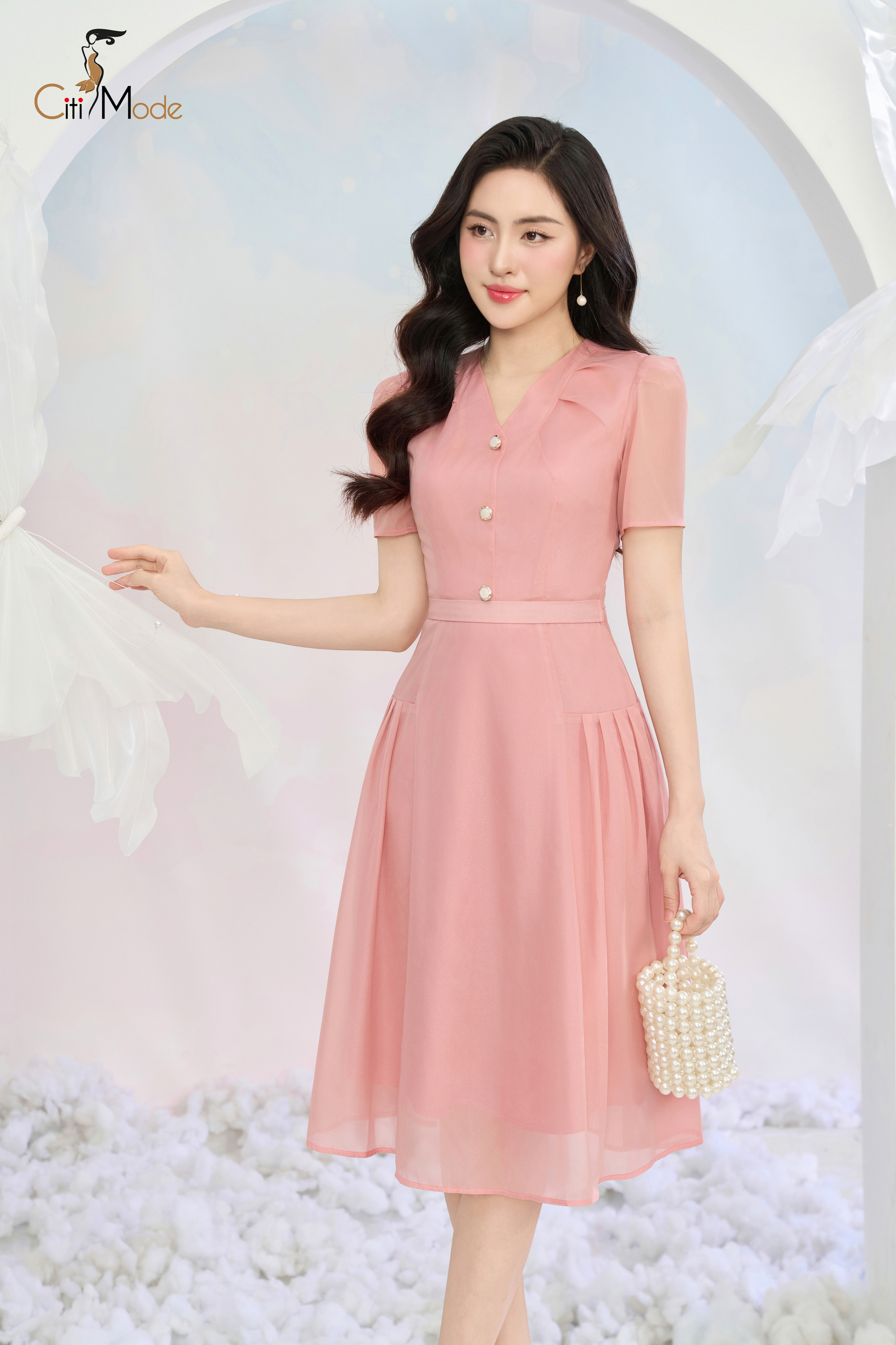 Đầm xoè hồng cổ V đính cúc_thumbnail_0