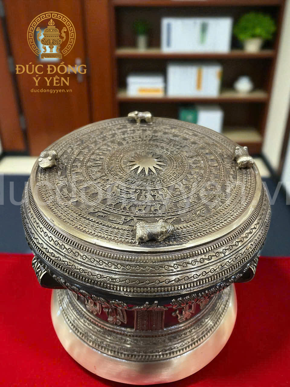 Quả trống đồng quà tặng đồng vàng hun màu giả cổ KT 25CM _thumbnail_0