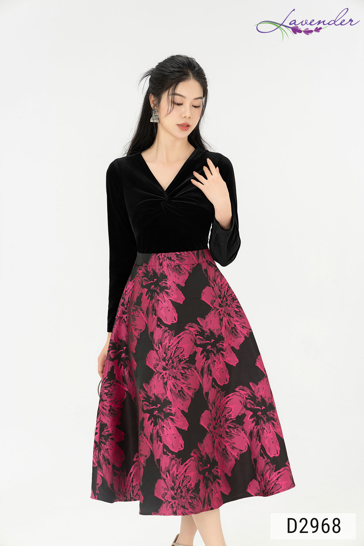 Đầm nhung phối tafta dáng xòe chân váy hoa cổ V tay dài D2968