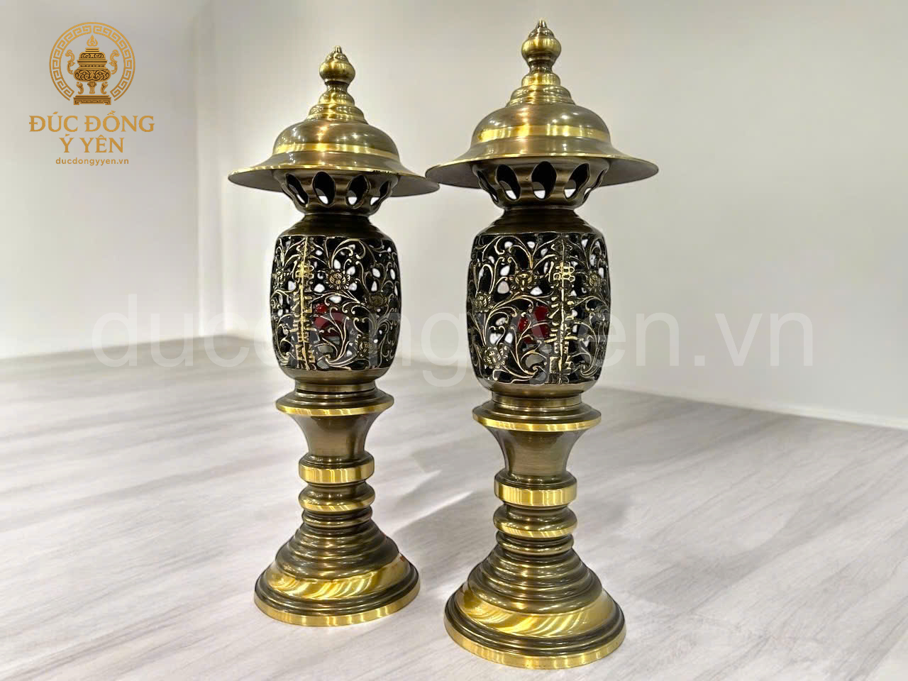 Đèn thờ đúc đồng vàng thau làm màu giả cổ _thumbnail_2