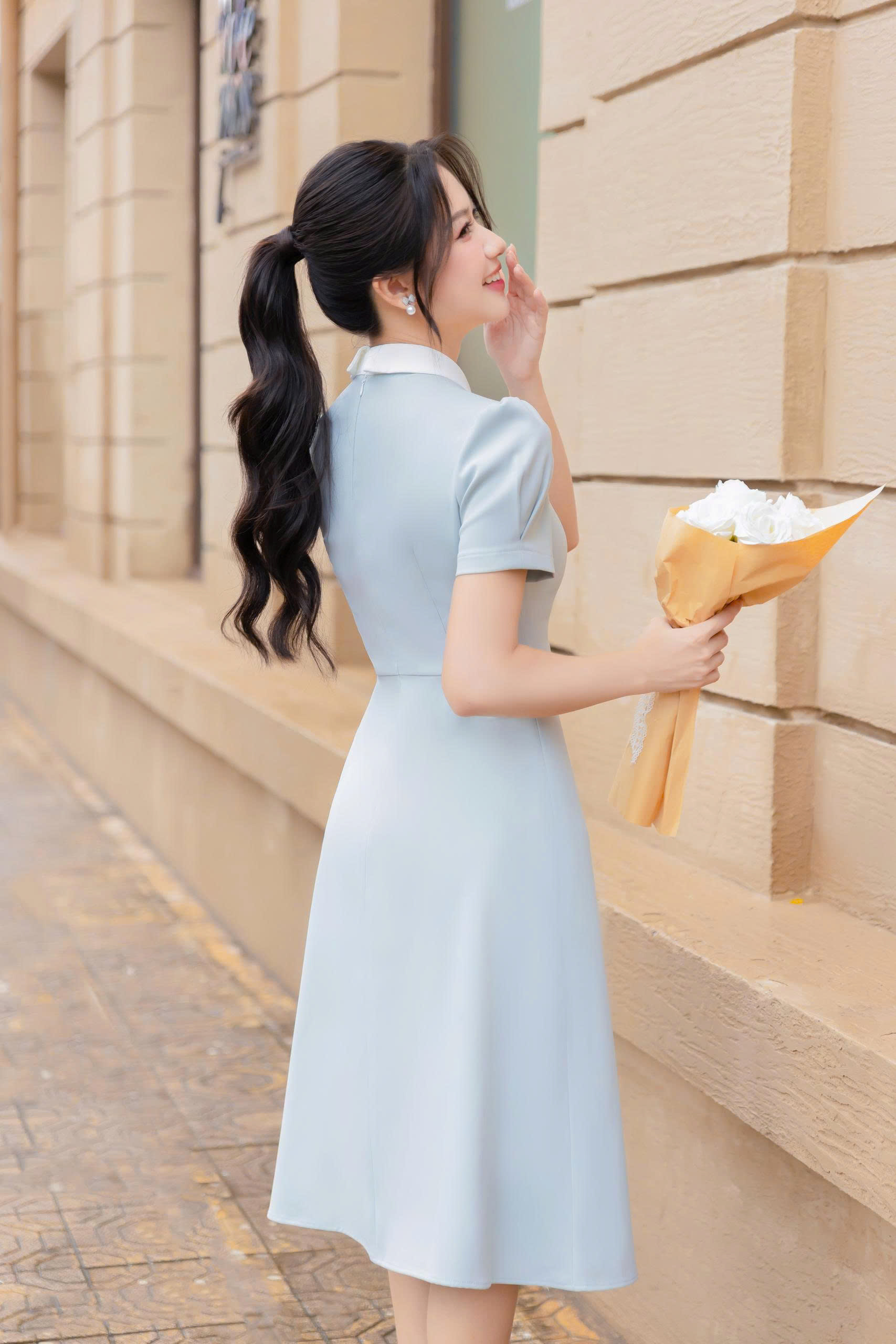 Váy cổ đức ly ngực_thumbnail_1