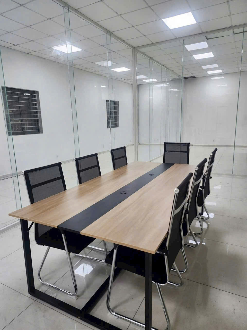 Bàn Họp LX09 - Giá Liên Hệ 0986 987 227