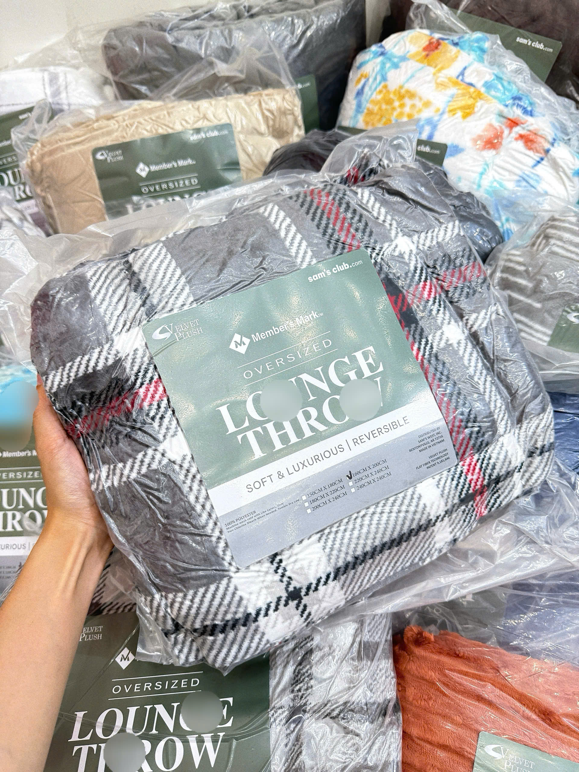 C106 CHĂN LÔNG (BÁN MÀU NGẪU NHIÊN)_thumbnail_5