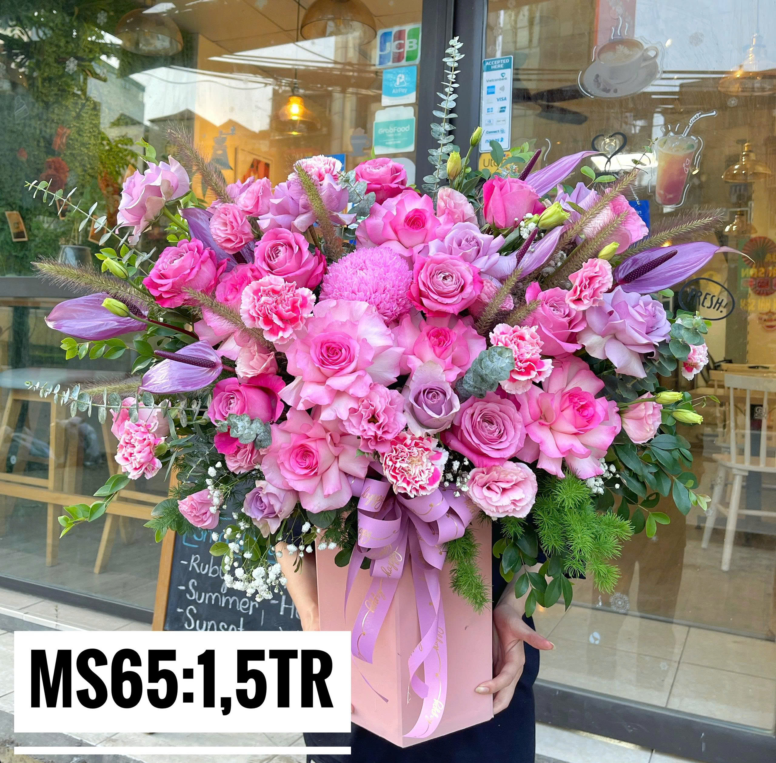 Giỏ hoa tươi cao cấp tone tím hồng