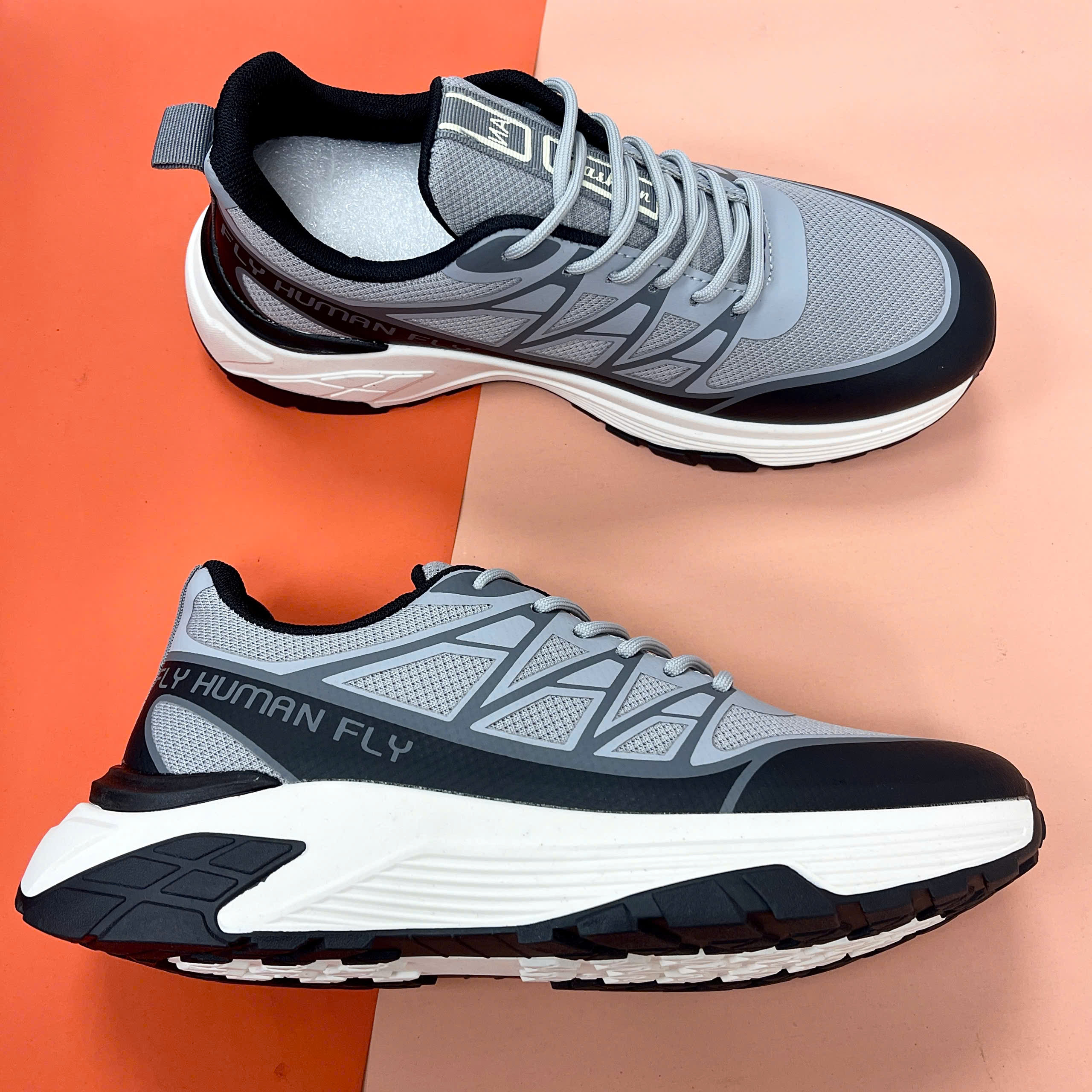 Sneaker thể thao CS211