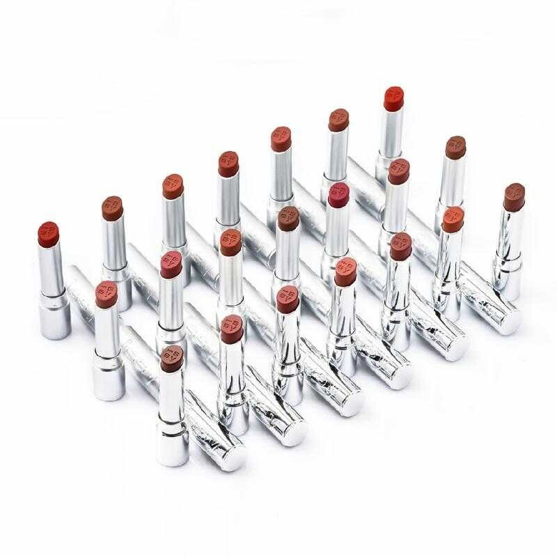 Issy Lip Bullet True Velvet_thumbnail_4