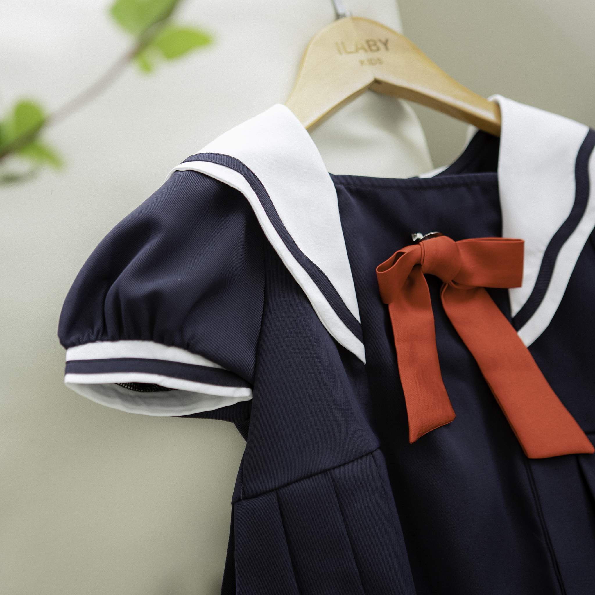 Váy cổ vuông lượn sóng phối màu_thumbnail_1