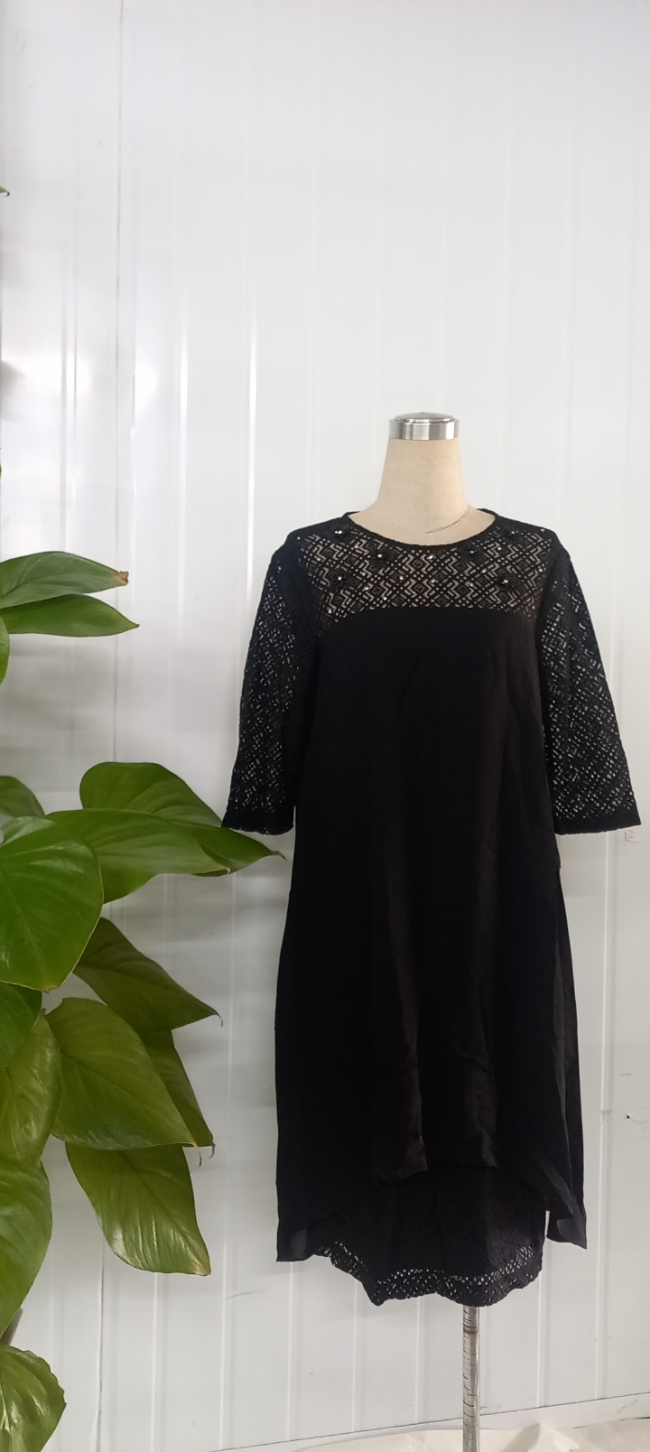 Váy đen phối ren cách điệu_thumbnail_0