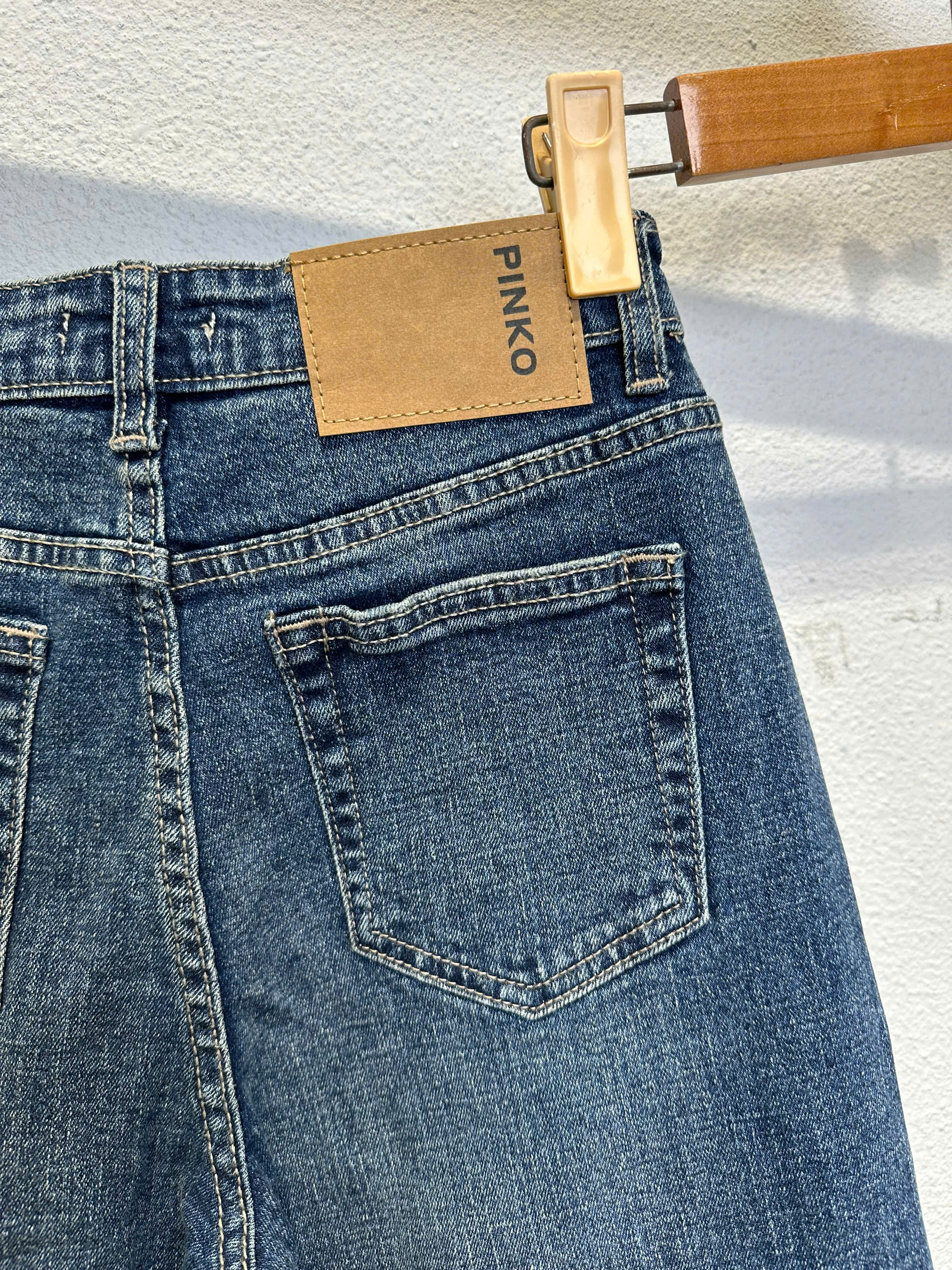 QUAN JEAN PINKO_thumbnail_9