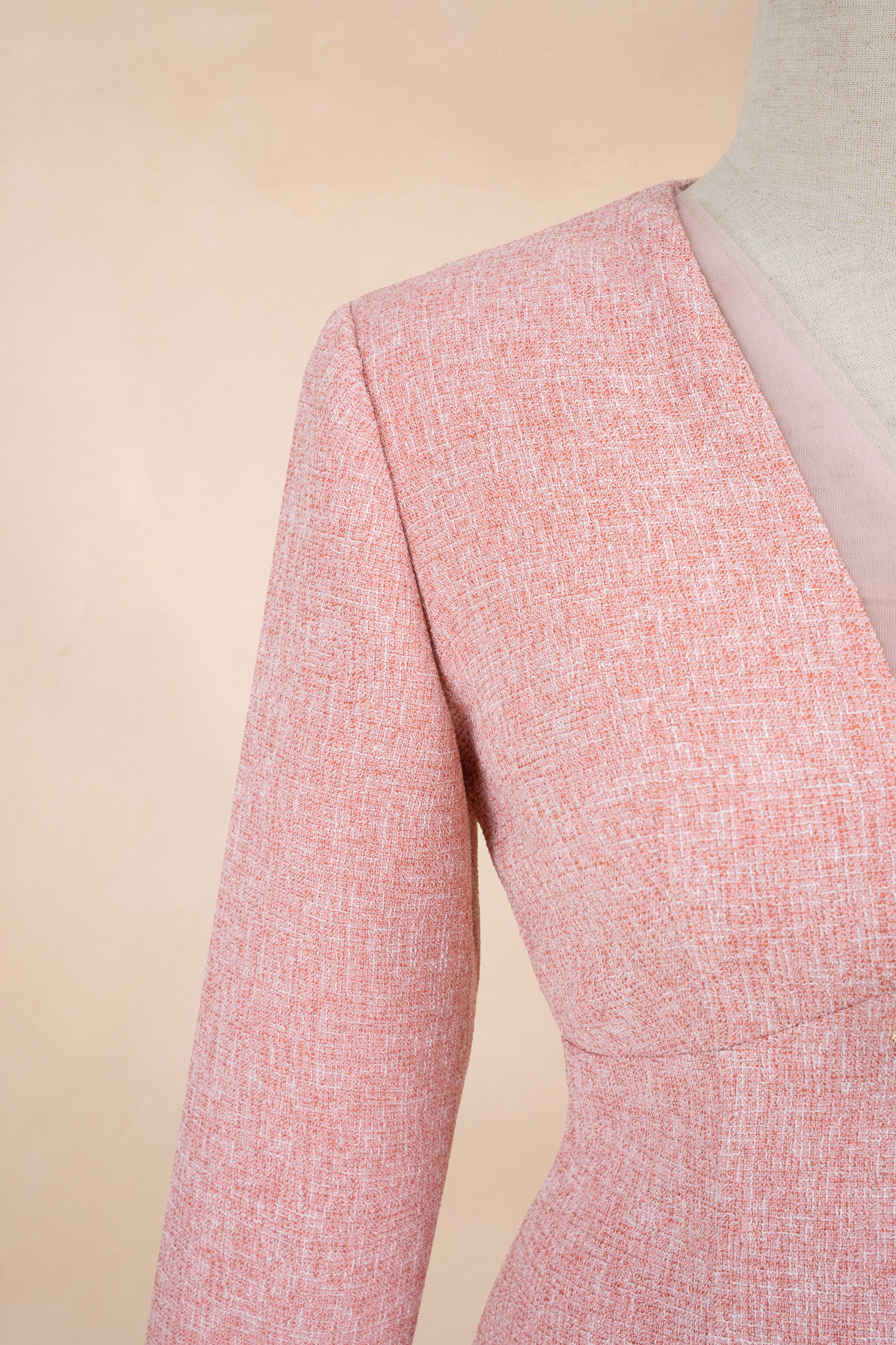 Áo PL Cổ V Tag Hoa Tay Dài_thumbnail_2