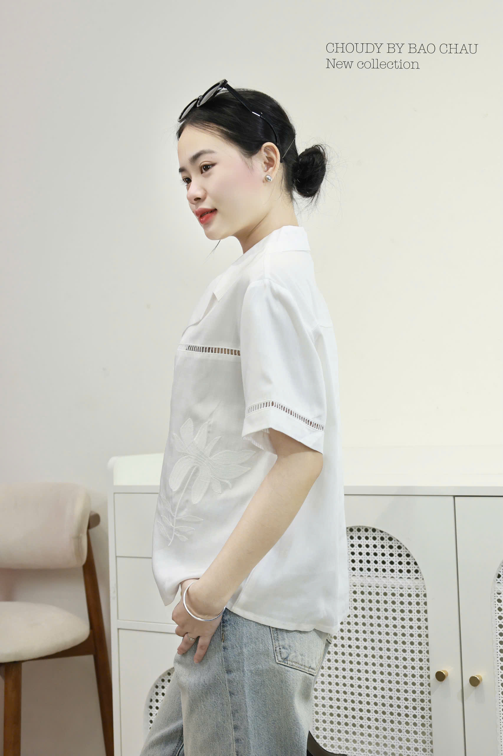 SALE A418 ÁO SOMI TRẮNG THÊU HOA_thumbnail_12