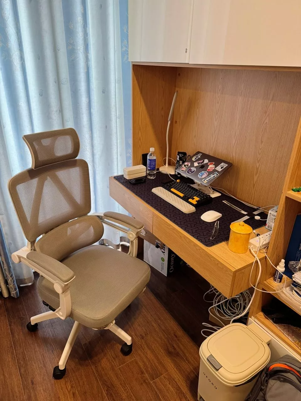 3 Tiêu Chí Để Chọn Ghế Làm Việc Tại Nhà Êm Ái, Thoải Mái, Ngồi Lâu Không Mỏi