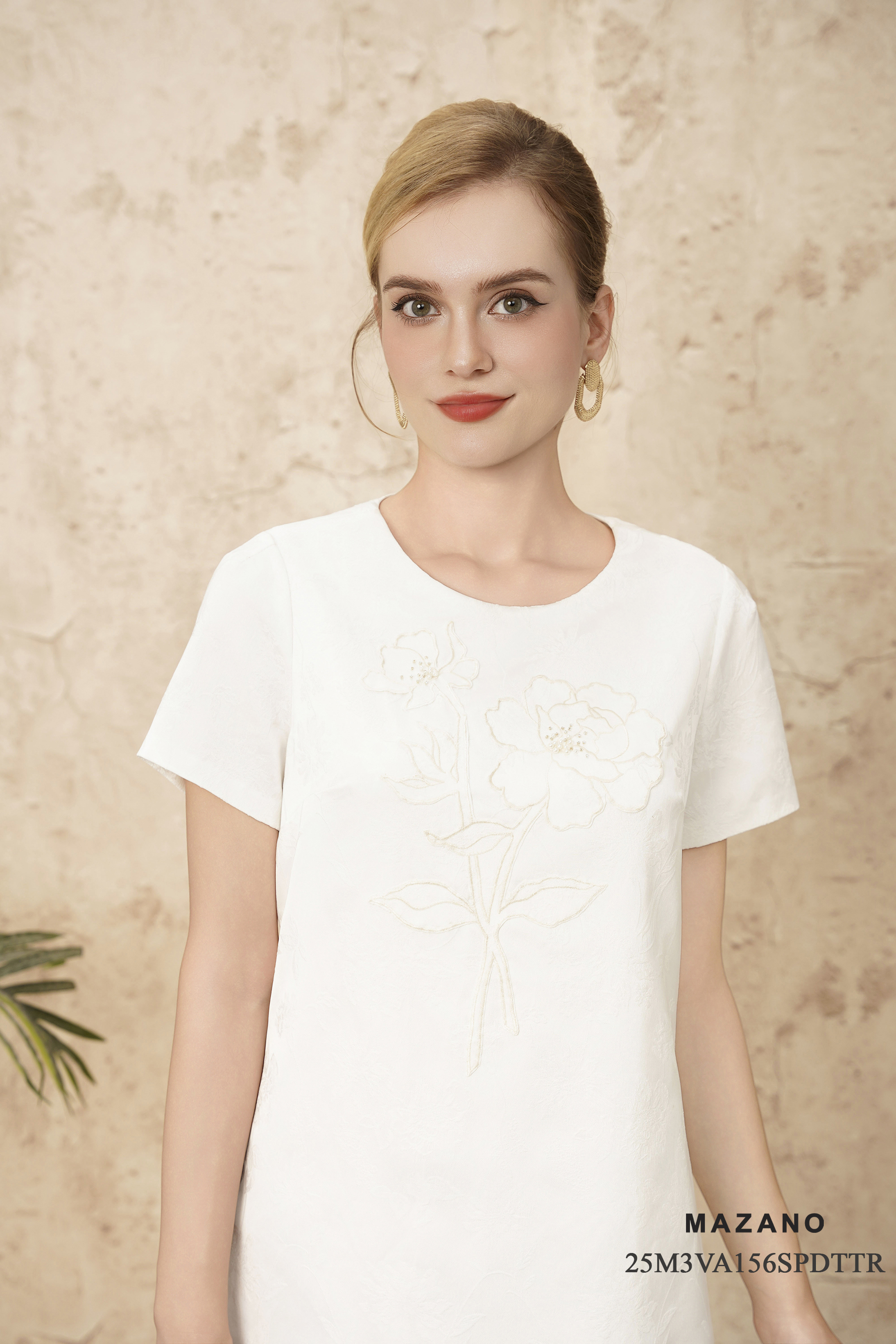 Váy Đầm suông Vải gấm vân chìm Thêu họa tiết thủ công Cổ tròn Tay ngắn Dài ngang bắp chân_thumbnail_2