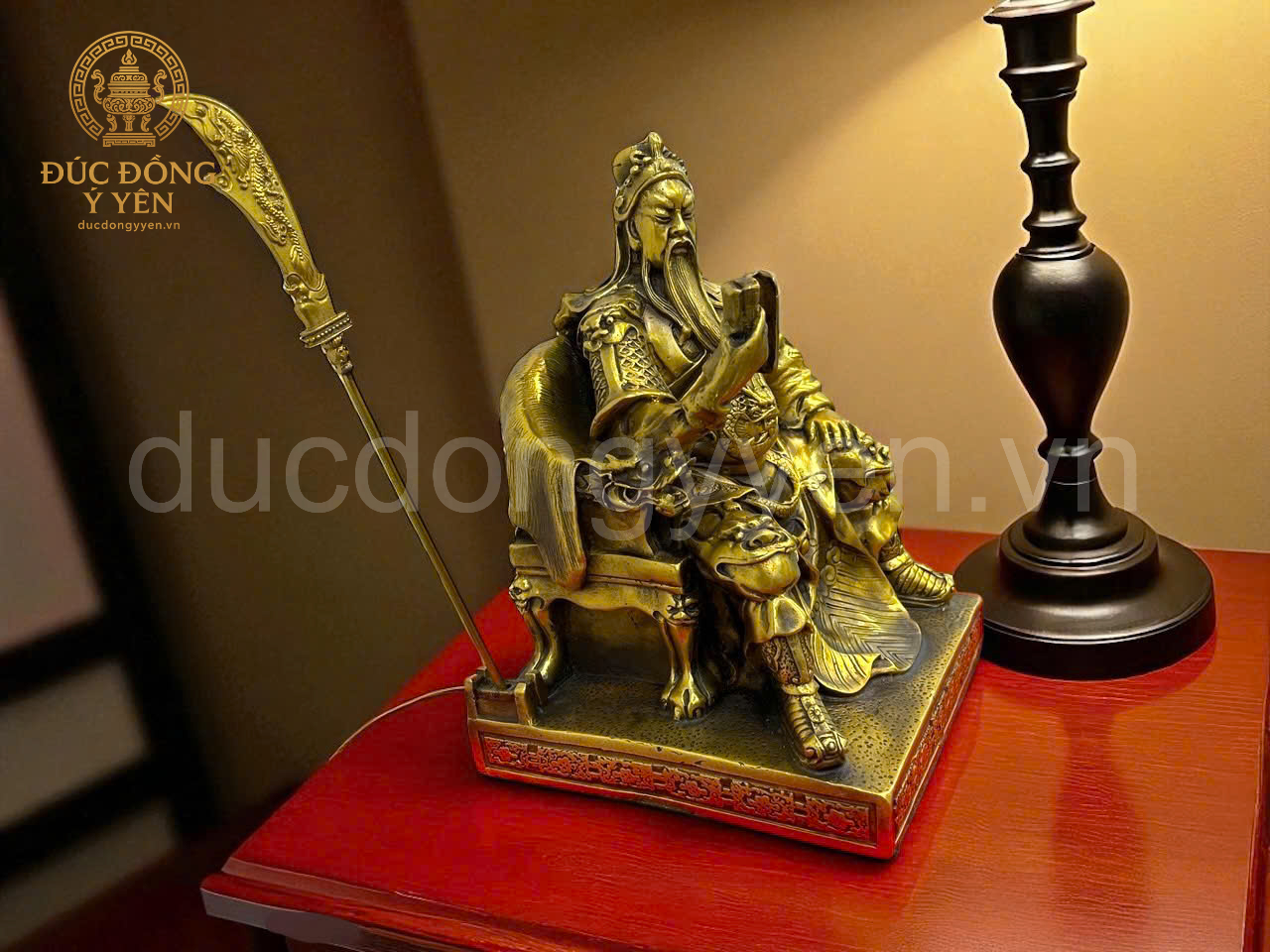 Tượng quan công ngồi đọc sách đúc đồng vàng _thumbnail_3