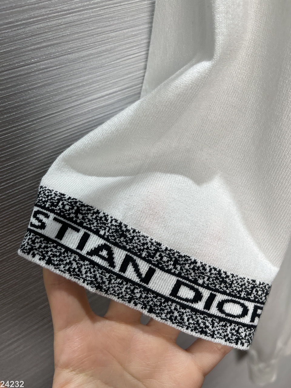 LEN CỘC TAY MONTOGHI CD_thumbnail_6