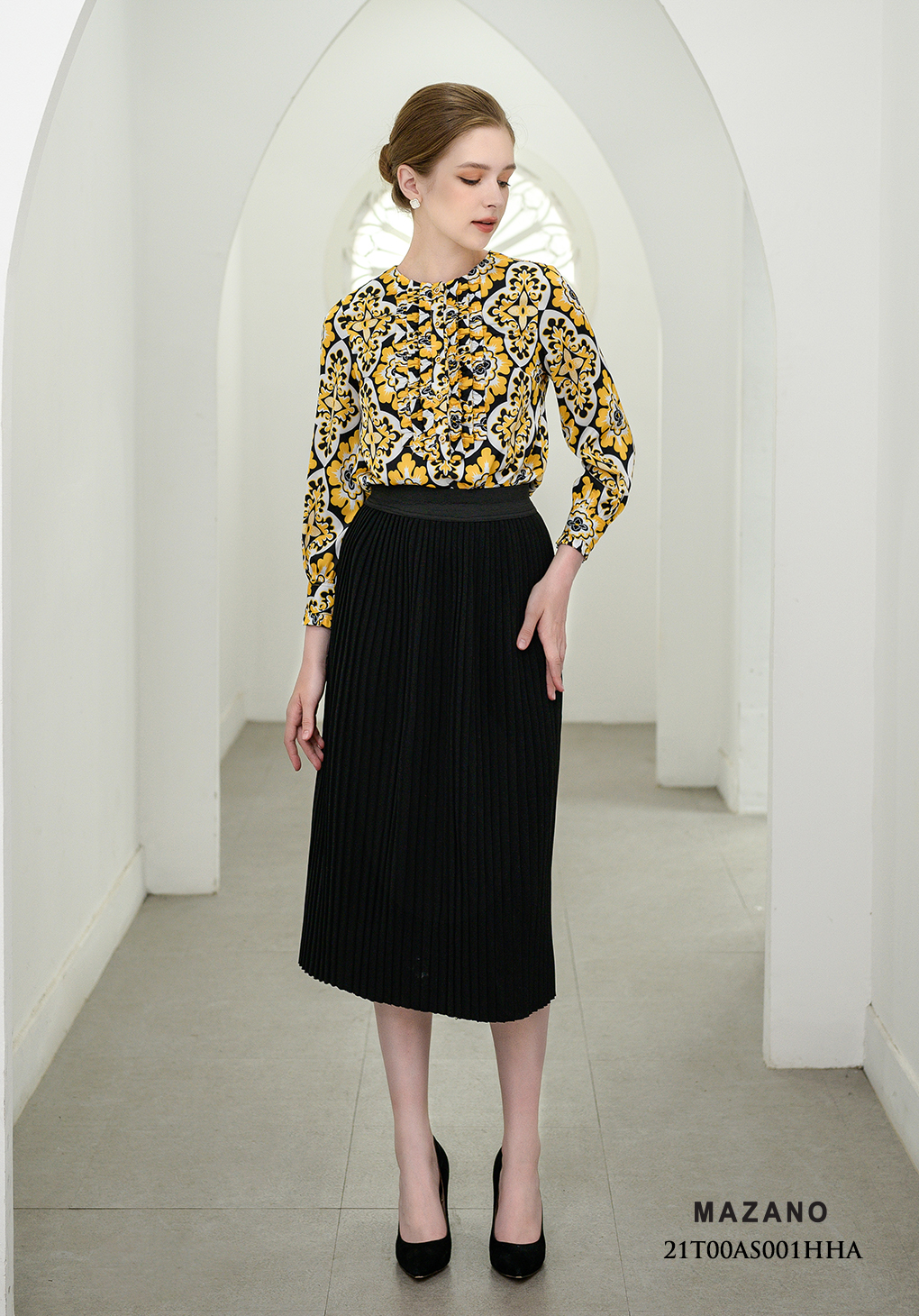 Áo sơ mi họa tiết cổ tròn bèo rủ