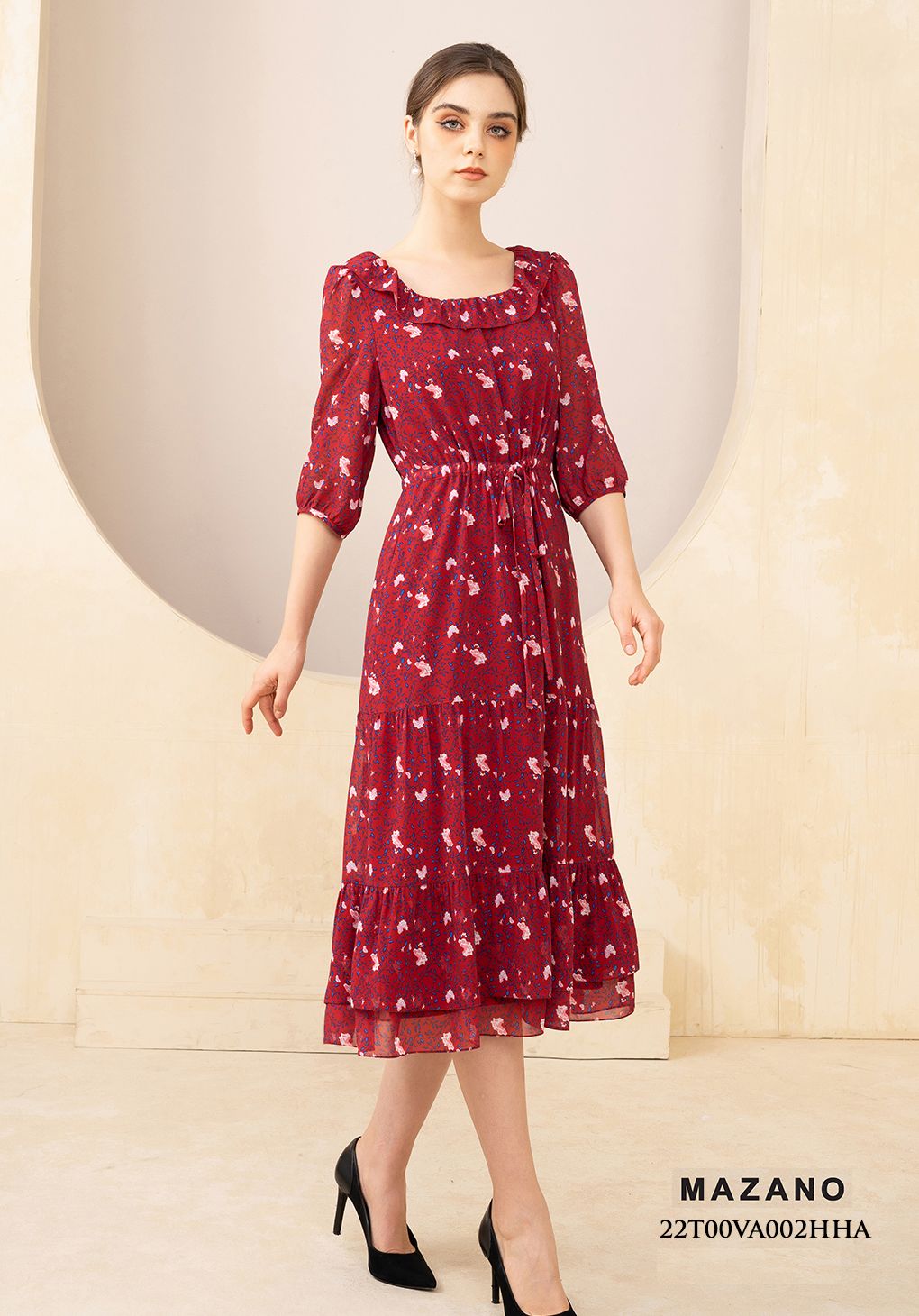 Đầm đỏ họa tiết cổ bèo phối chân rủ tầng_thumbnail_2