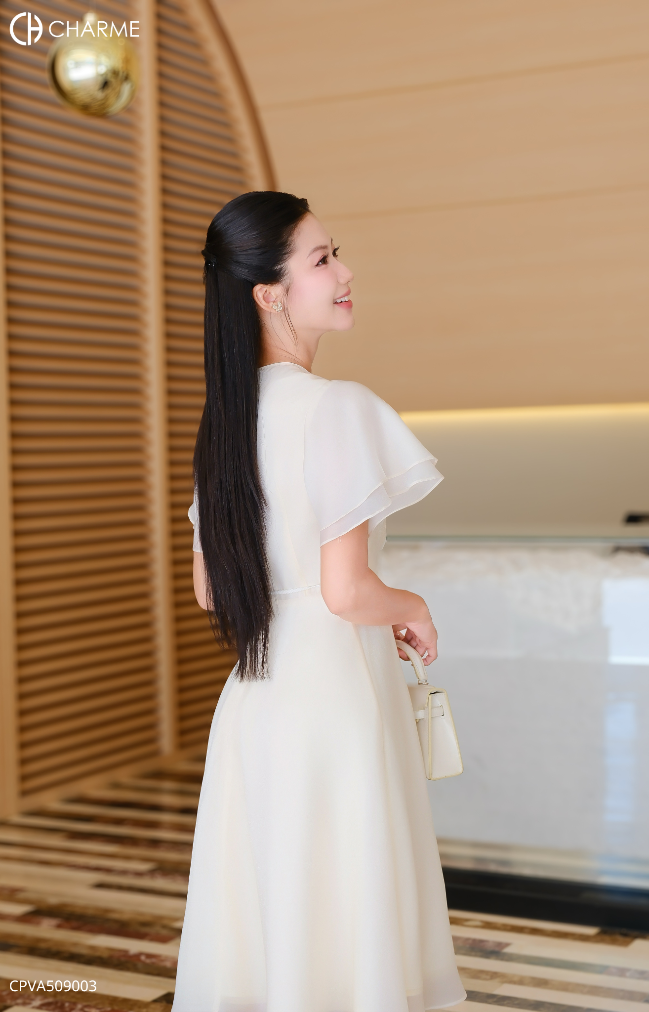 Váy cổ tròn dáng xòe dây hoa_thumbnail_3