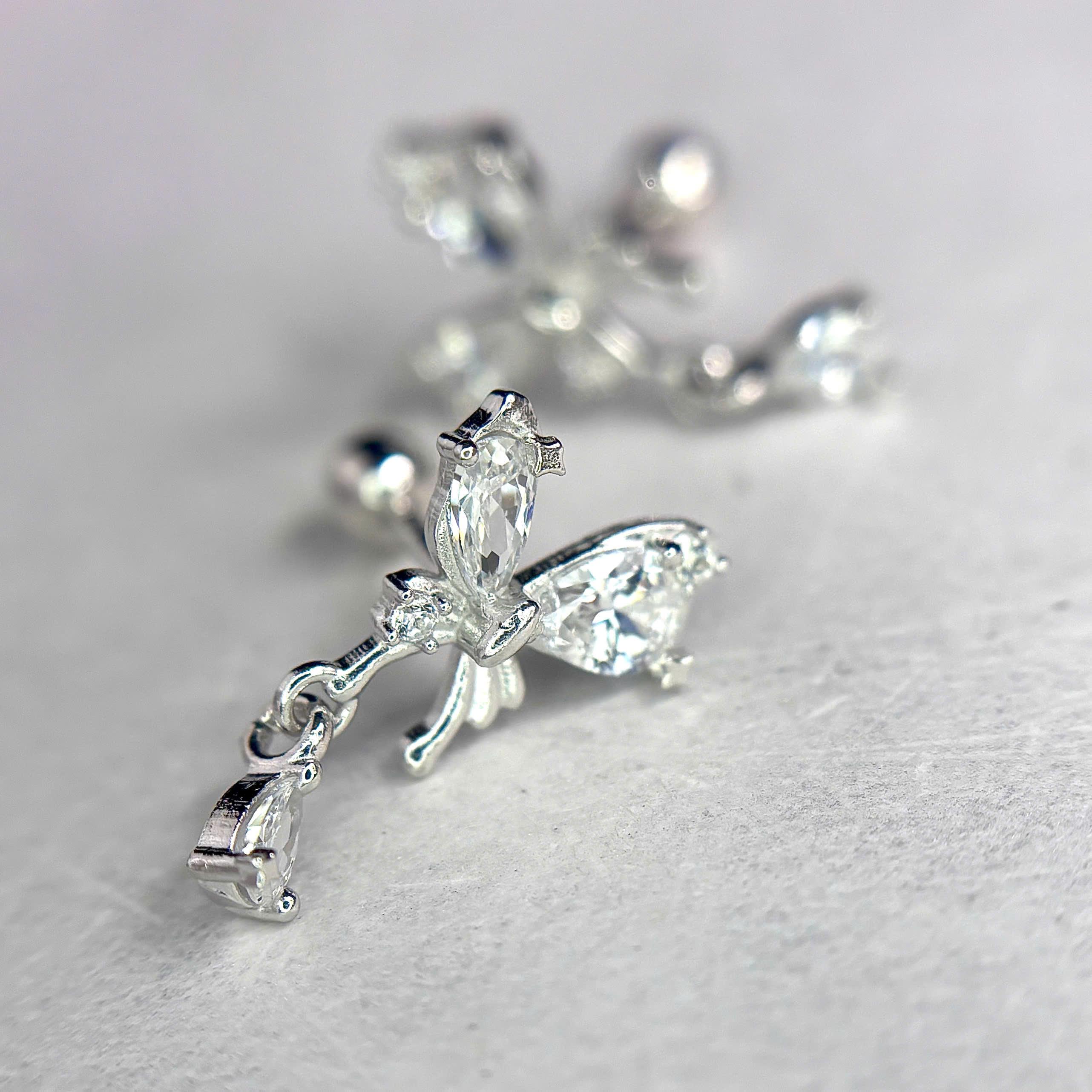 Khuyên kiểu bạc si kim bướm trắng kiểu rơi đá