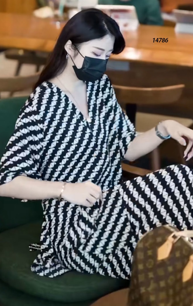 14786-Set bộ form rộng cá tính kẻ sọc (lụa mango) 14786_thumbnail_3
