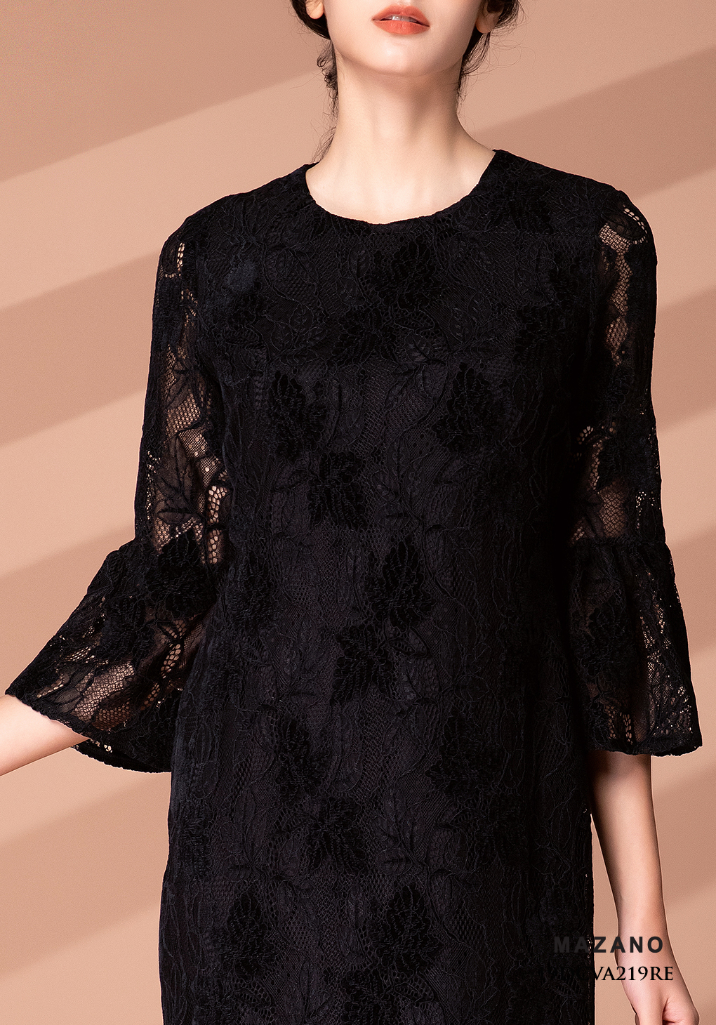 Đầm ren đen tay lờ xòe_thumbnail_4